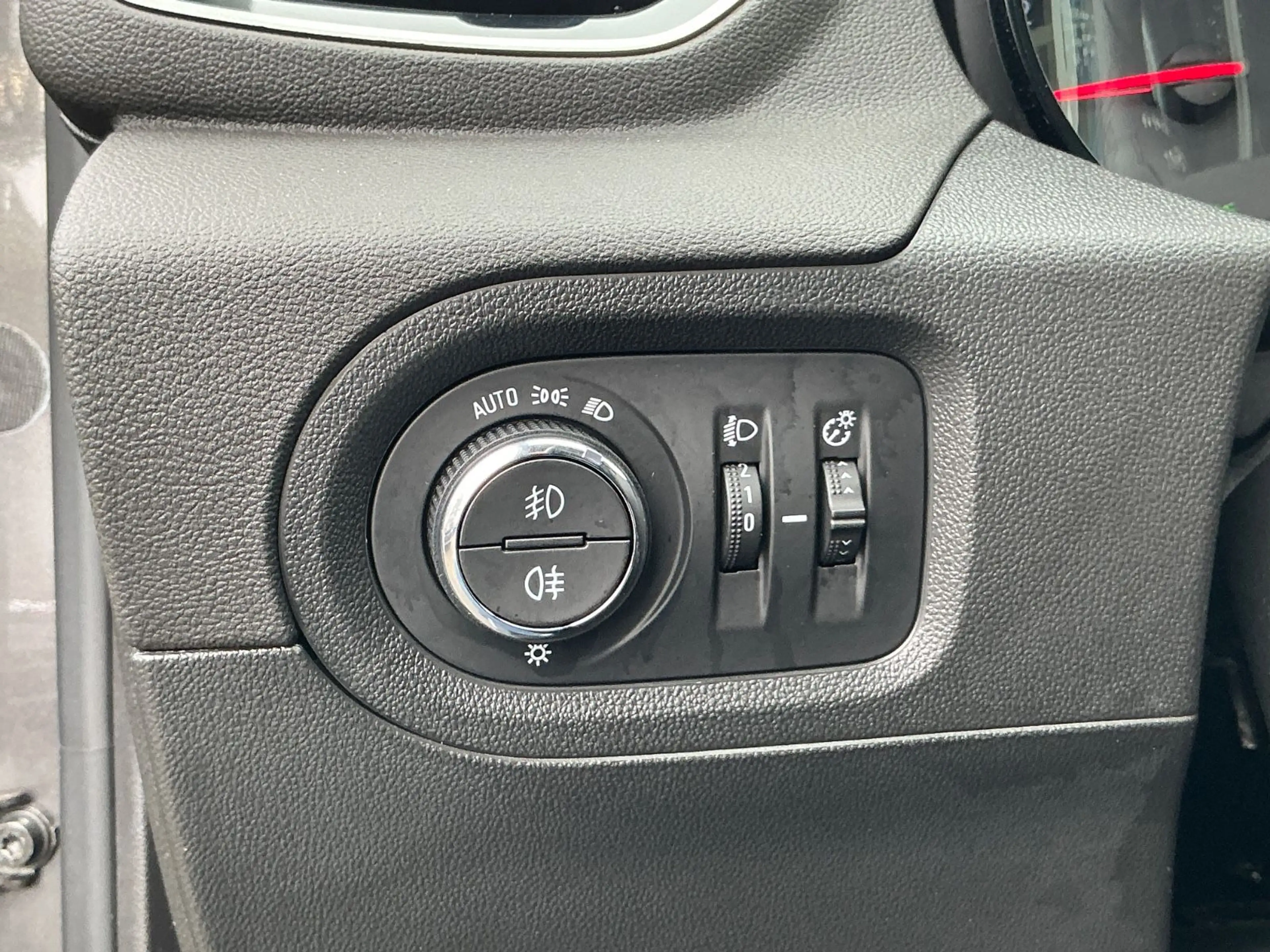 Opel Grandland X 1.2 Turbo SHZ LHZ AHK NAVI CarPlay — photo 26