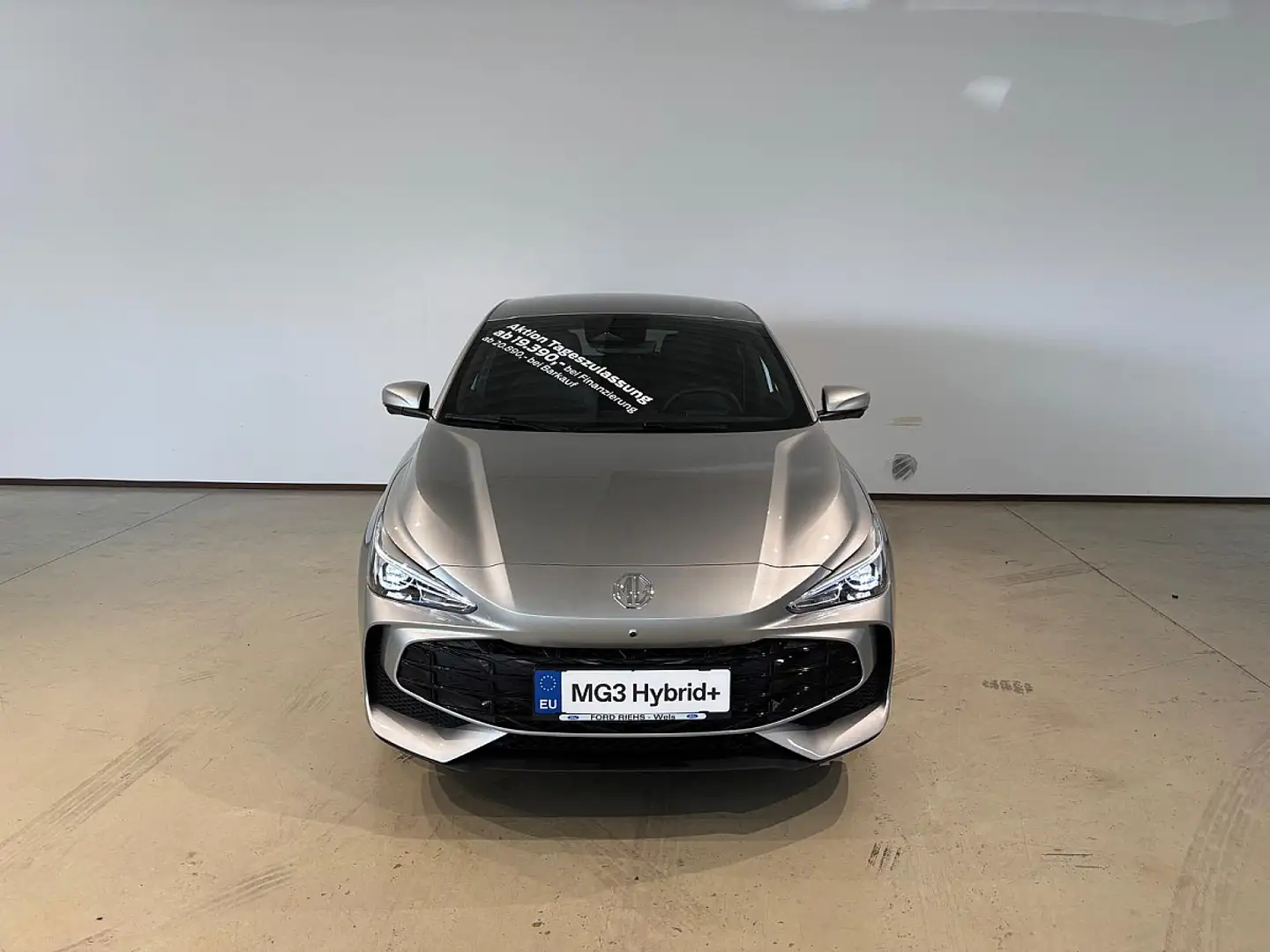 MG MG3 1,5 Hybrid+ Luxury Aut. *+1.500 € Leasingbo... Silber - 2