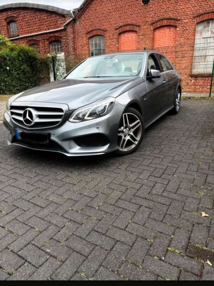 Second hand Mercedes Benz E-Class 