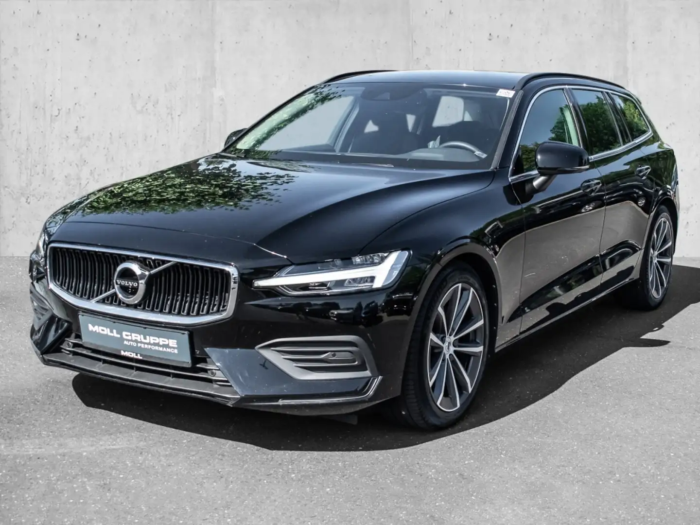 Volvo V60 B4 Momentum Pro NAVI PDC LED Czarny - 2