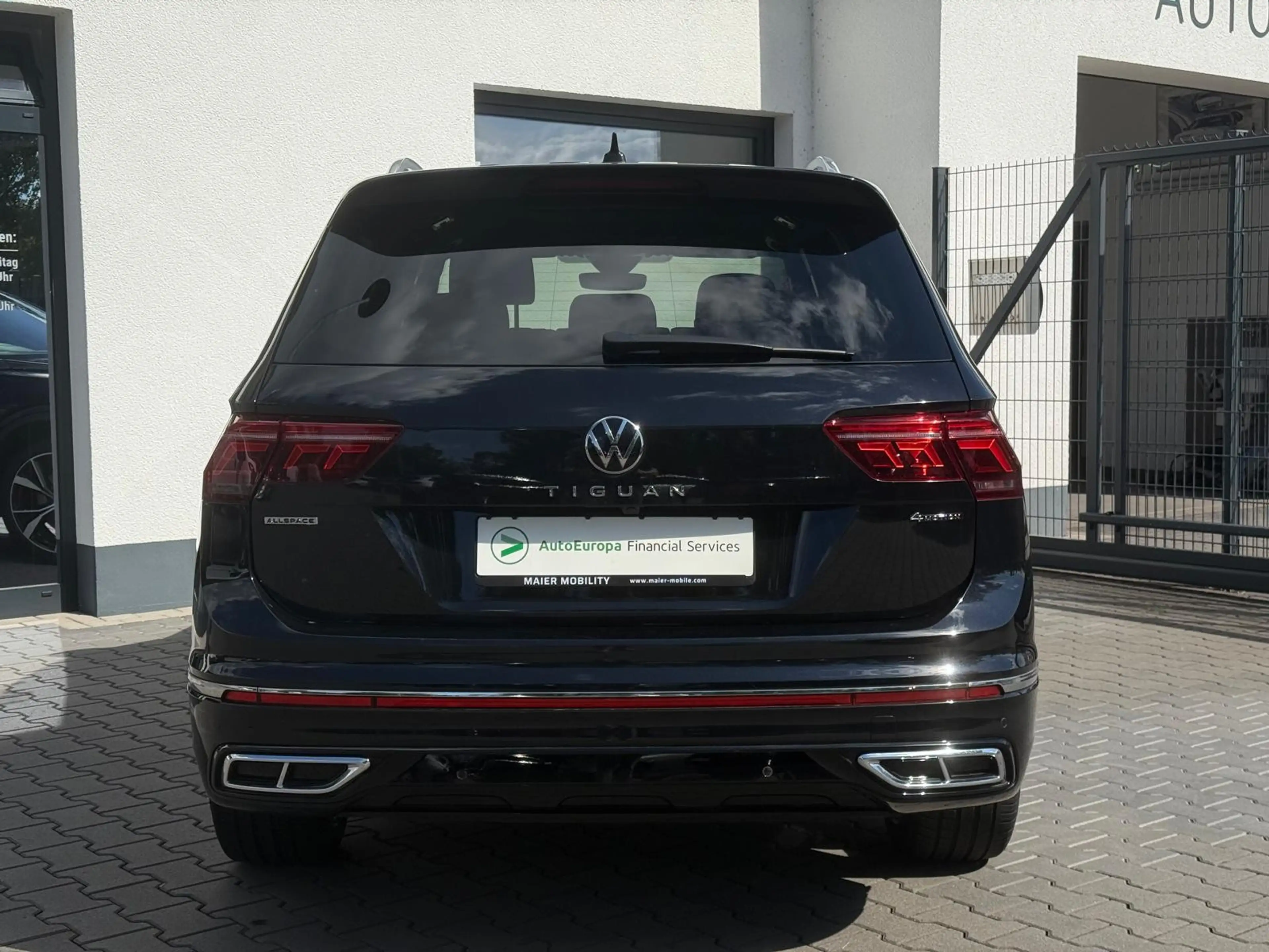 Volkswagen Tiguan Allspace R-Line 4M MATRI+ACC+PANO+360+AHK — photo 5