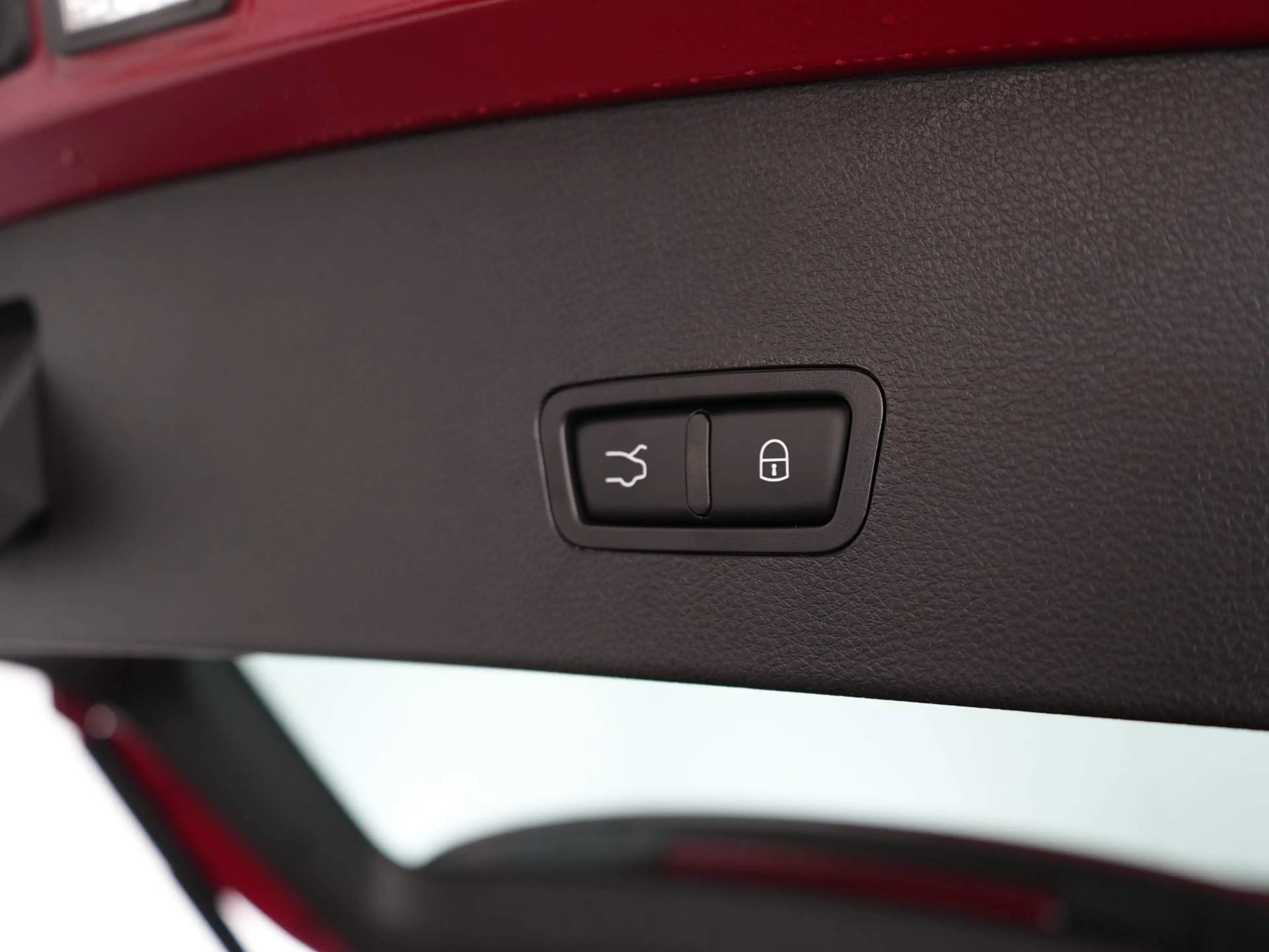 Alfa Romeo Tonale 1.3T PHEV Veloce — photo 29