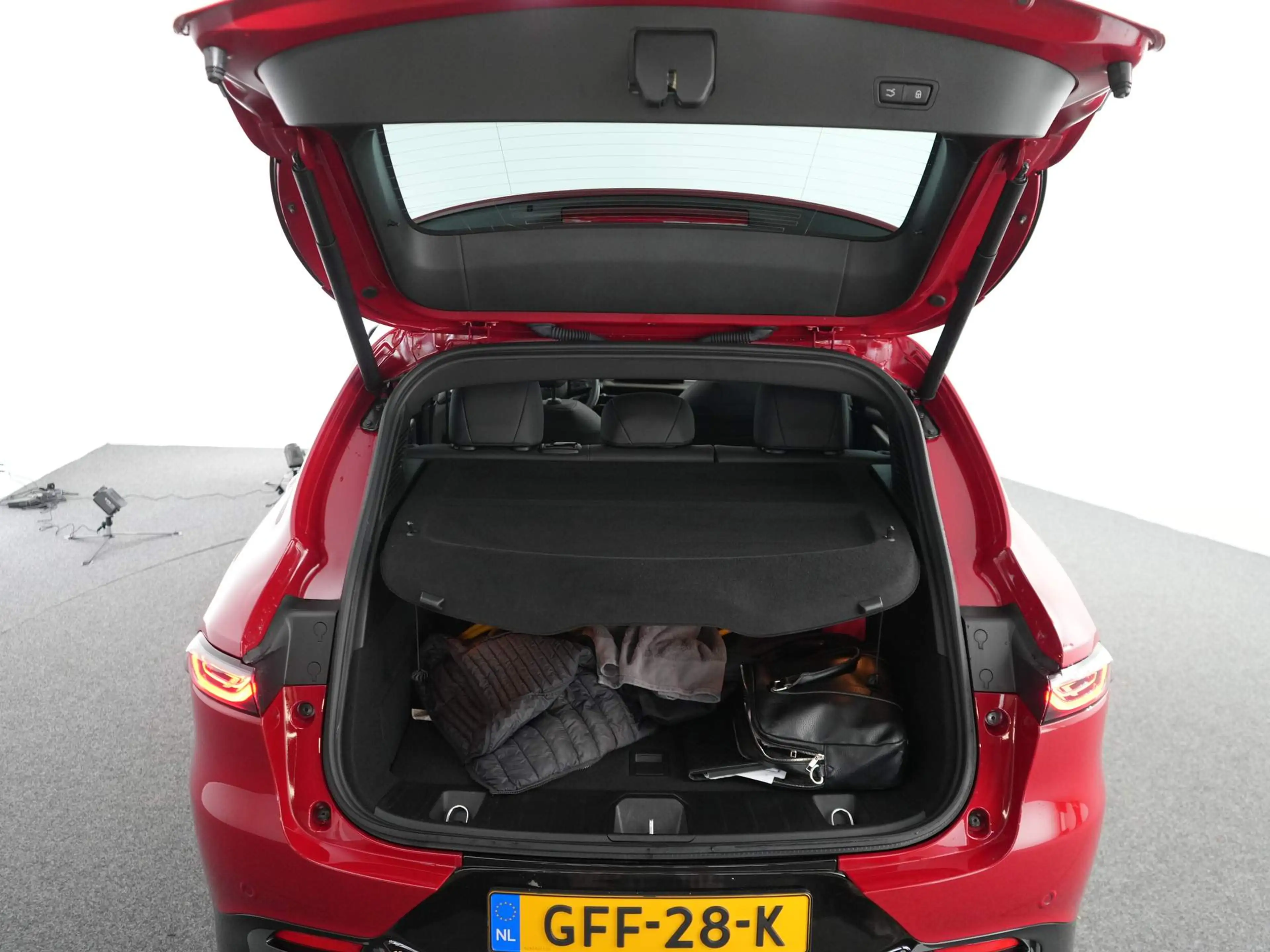 Alfa Romeo Tonale 1.3T PHEV Veloce — photo 28