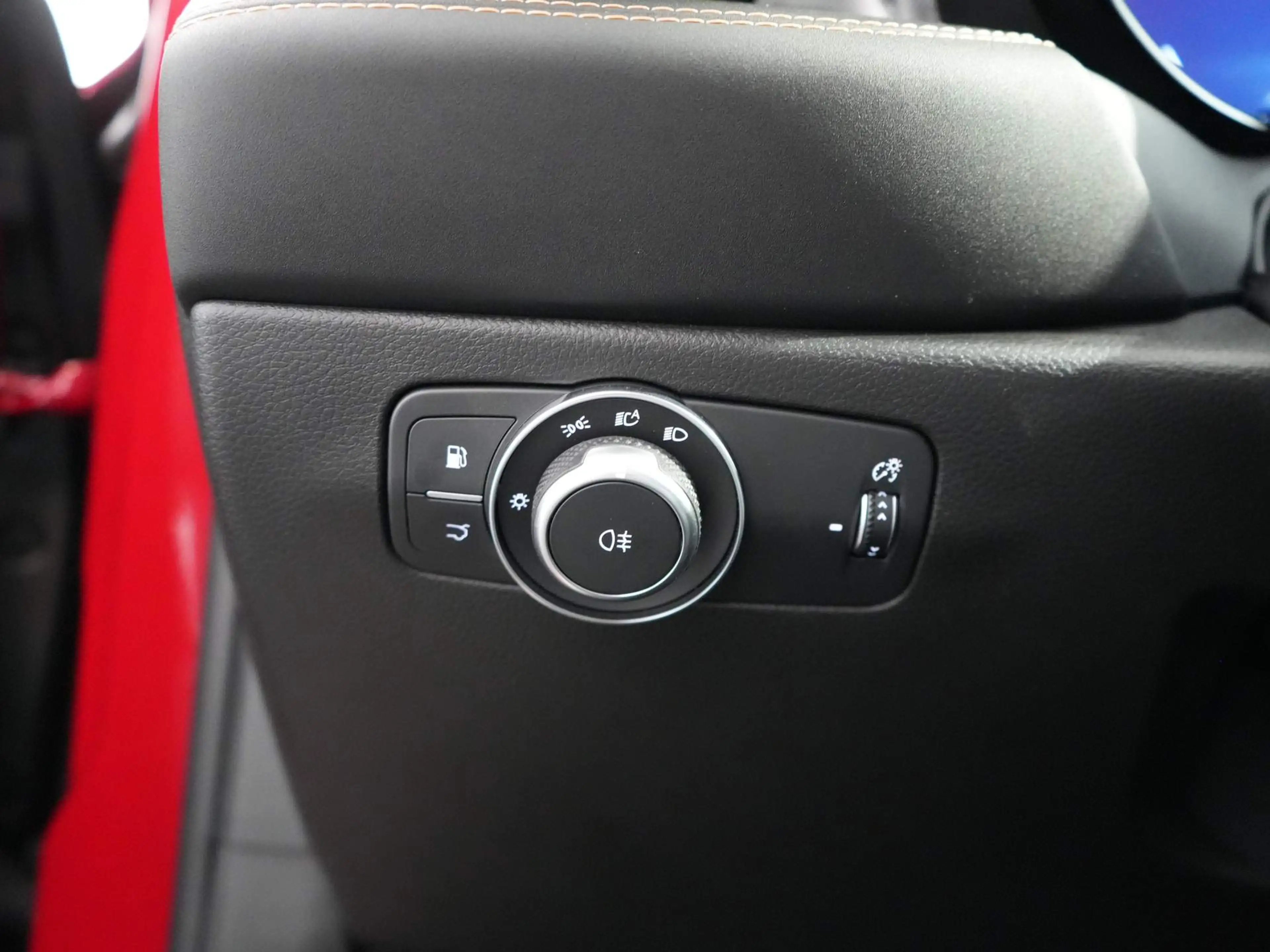 Alfa Romeo Tonale 1.3T PHEV Veloce — photo 19