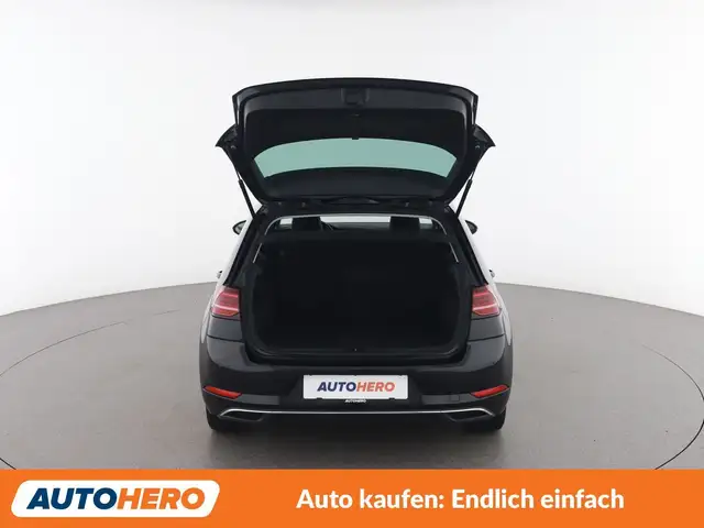 Volkswagen Golf view 16