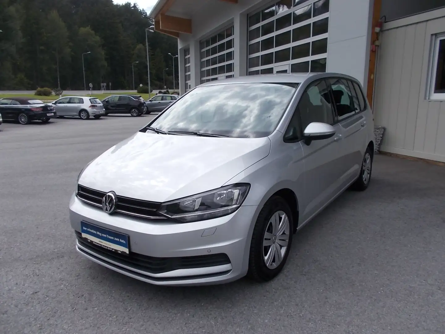Volkswagen Touran Trendline BMT/Start-Stopp Silber - 1
