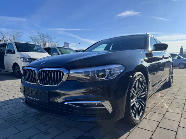 BMW 540 540d xDrive Touring Automatik Luxury Line/M-Felgen