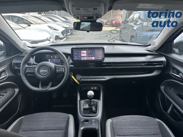 Jeep Avenger view 14