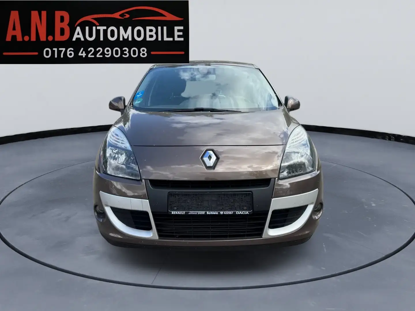Renault Grand Scenic TCe 130 Dynamique Marrón - 2