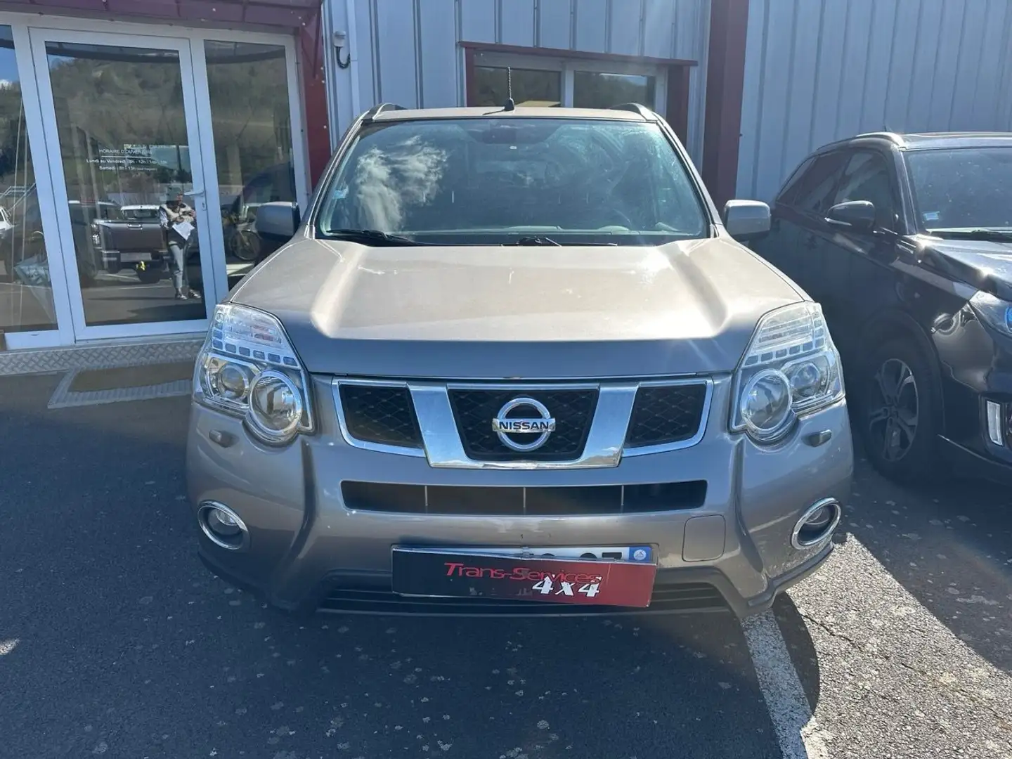 Nissan X-Trail 2.0 DCI 150CH FAP LE Gris - 1
