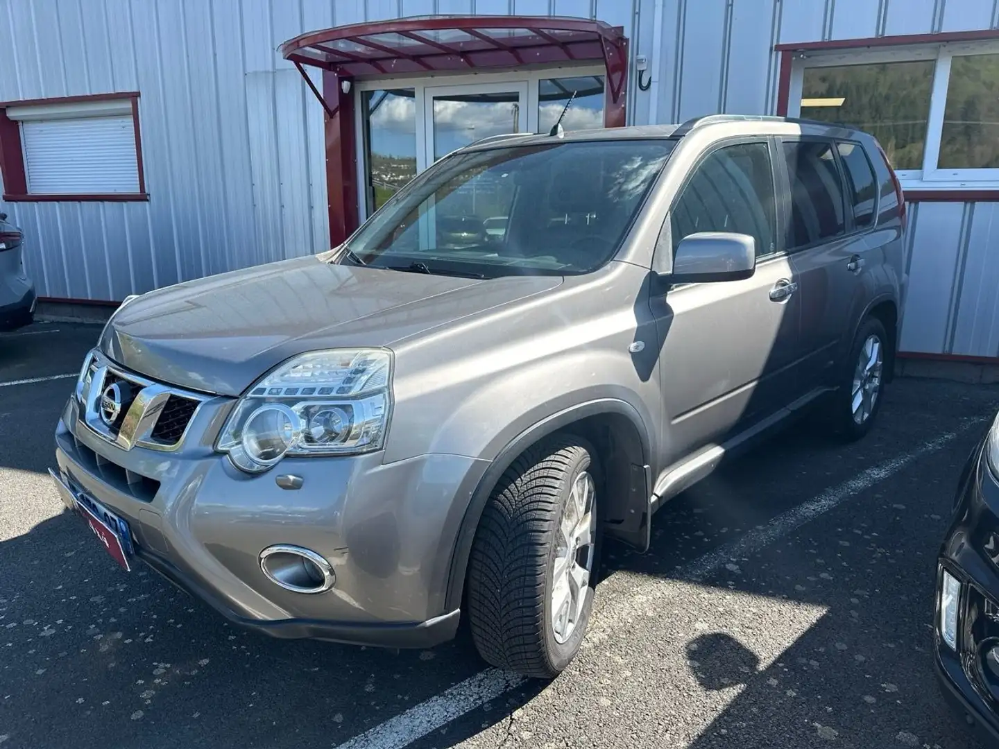 Nissan X-Trail 2.0 DCI 150CH FAP LE Gris - 2
