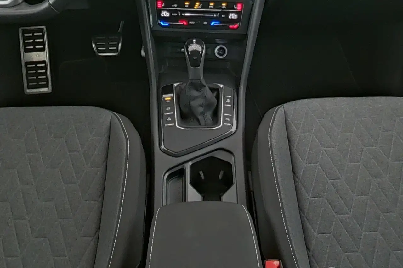 Volkswagen Tiguan 1.5 TSI Move|NAV|ACC|LED|SHZG|PDC+RFK|AHK 13