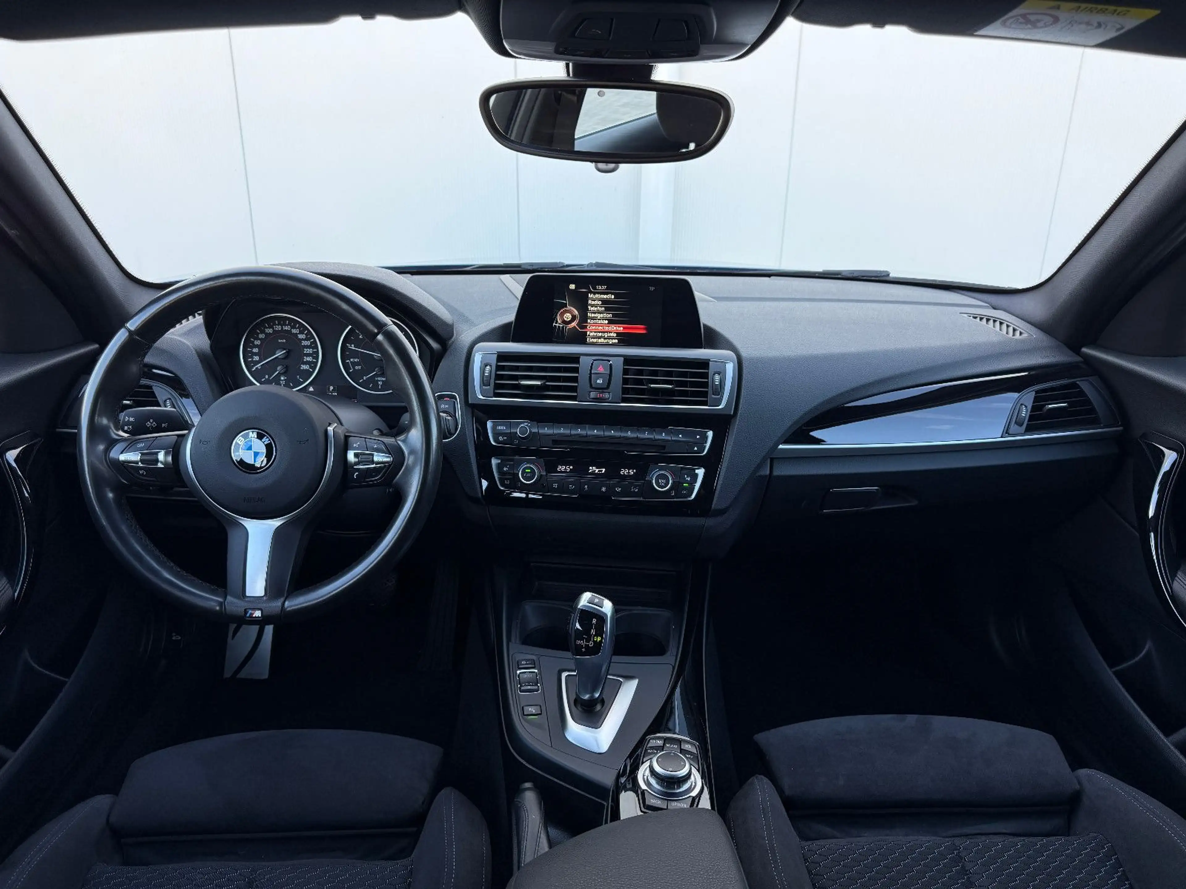 BMW 118 i 5-TÜRER M-SPORT 2.HAND UNFALLFREI LED AUTOM — photo 13