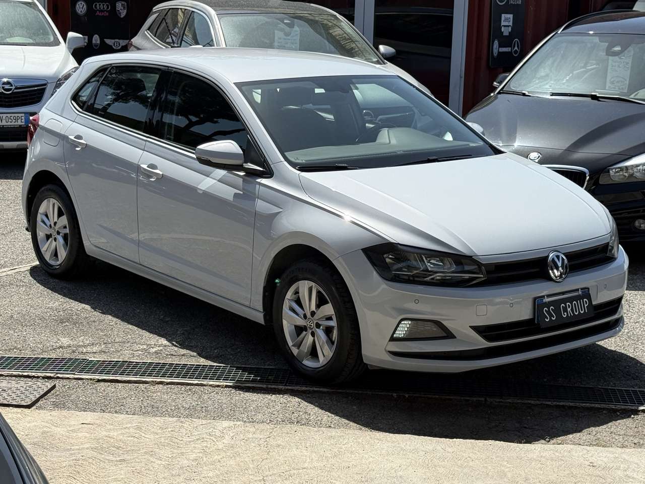 Volkswagen Polo 5p 1.6 tdi Highline 95cv dsg-unipro-rate-E6