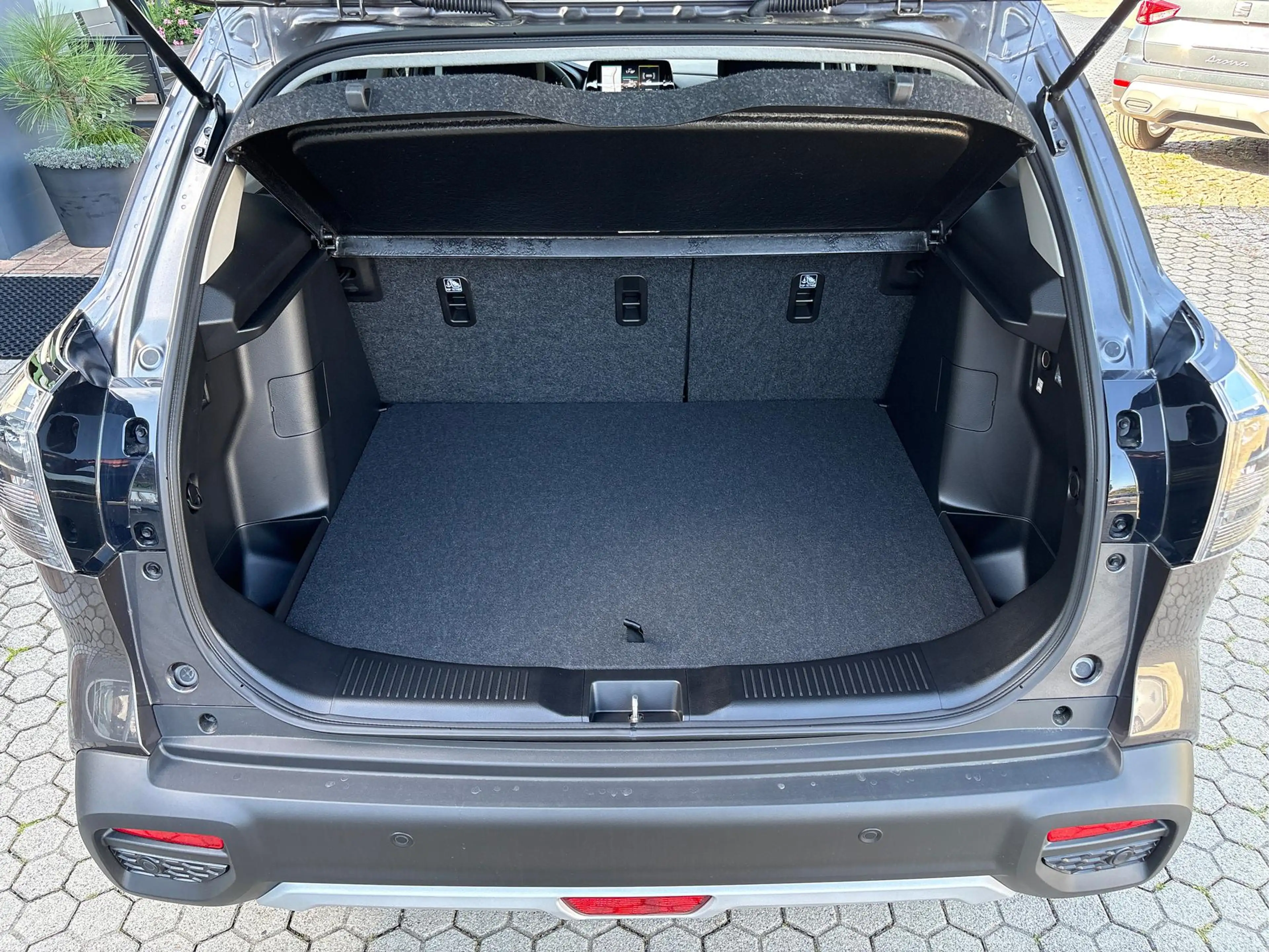 Suzuki S-Cross 1.4 Boosterjet HYBRID Comfort+ 4x4 ALLGRIP AUTO... — photo 13