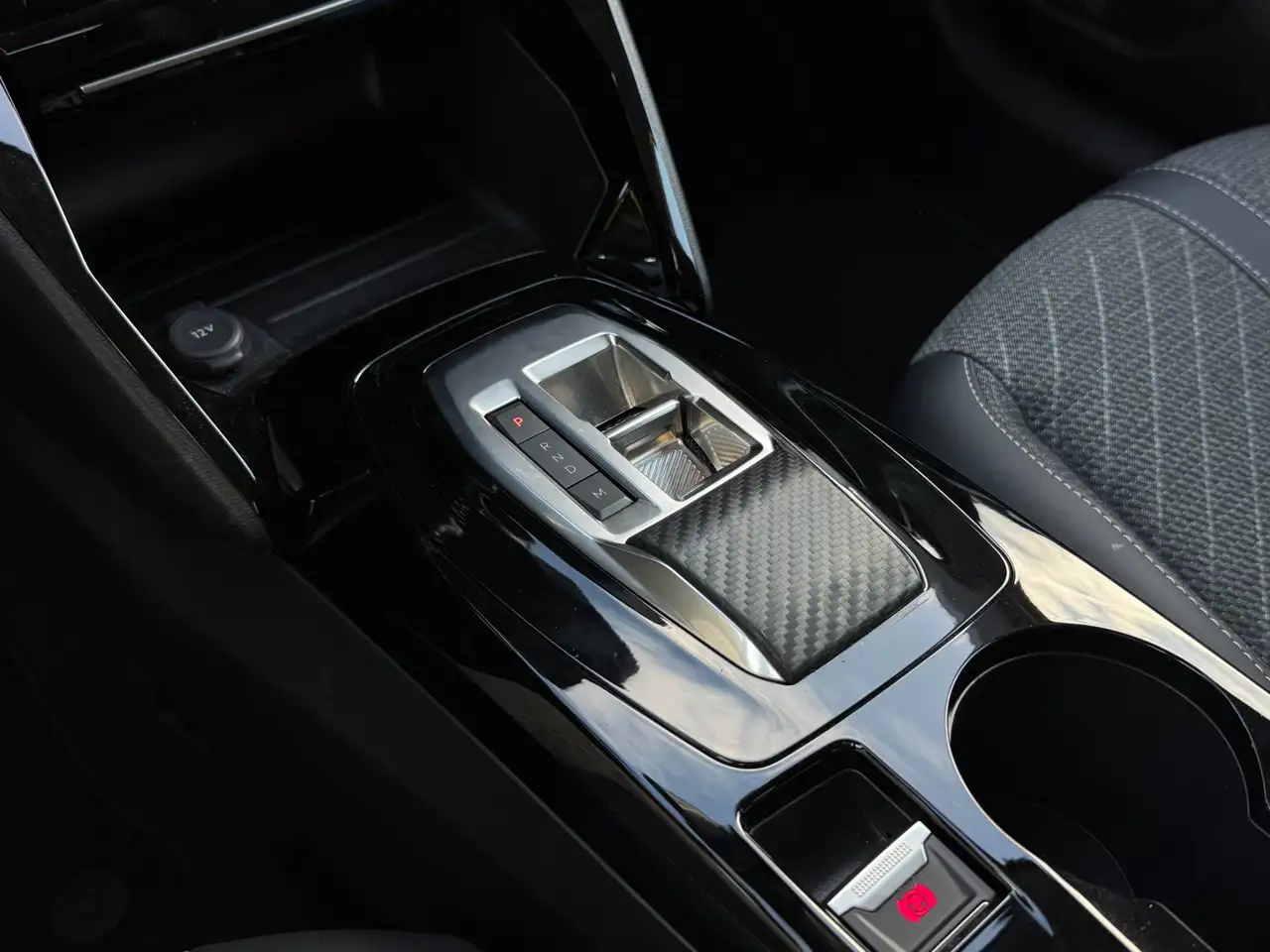 Peugeot 208 1.2 Hybrid 110PK e-DCS6 Allure Dodehoekdetectie, миниатюра 18