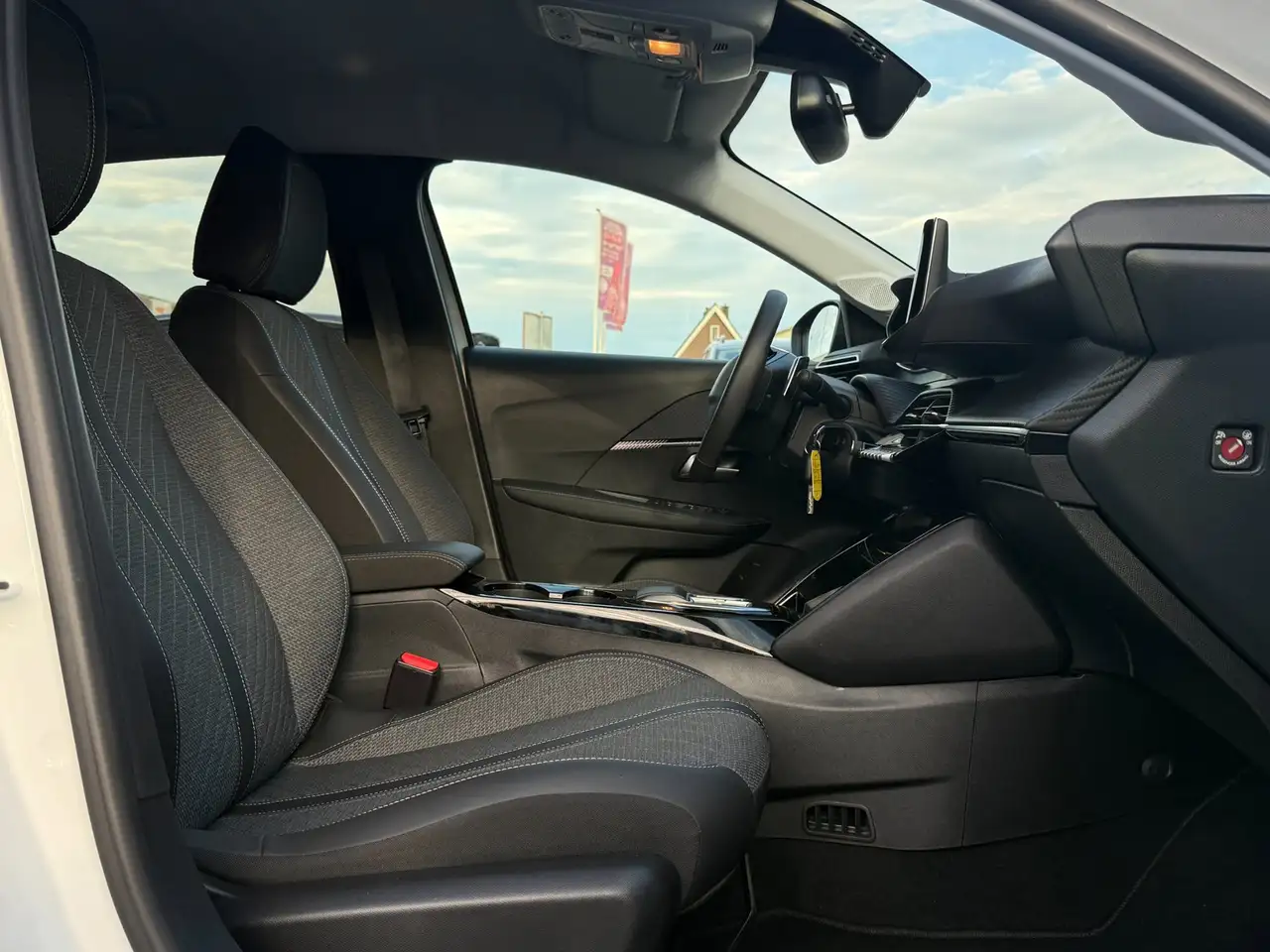 Peugeot 208 1.2 Hybrid 110PK e-DCS6 Allure Dodehoekdetectie, миниатюра 20