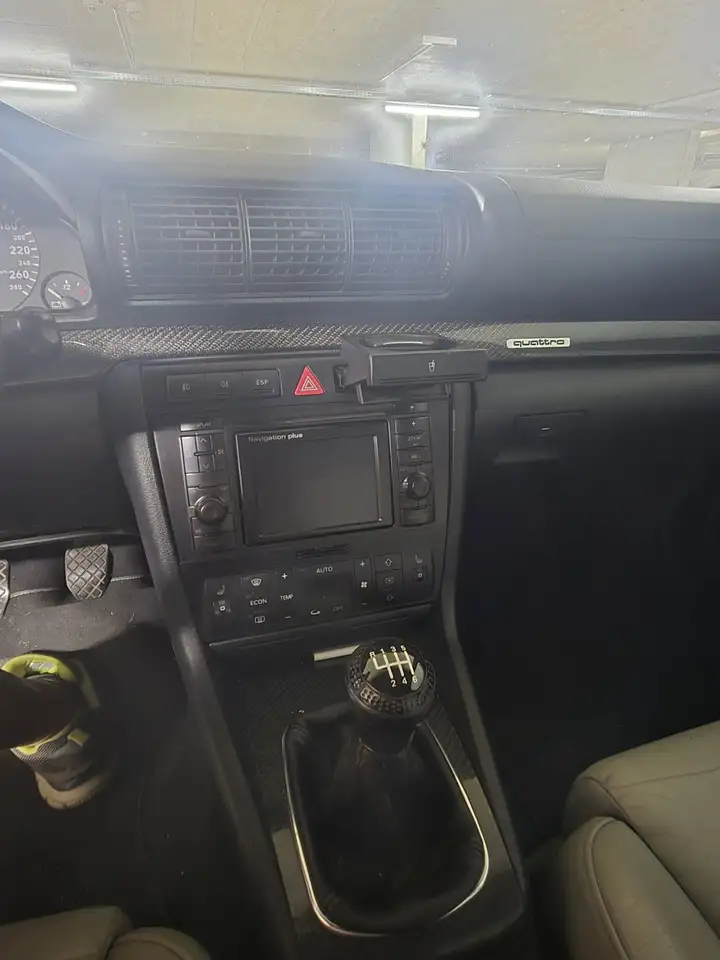 Audi A4 Avant quattro 2,7 S4, foto 4