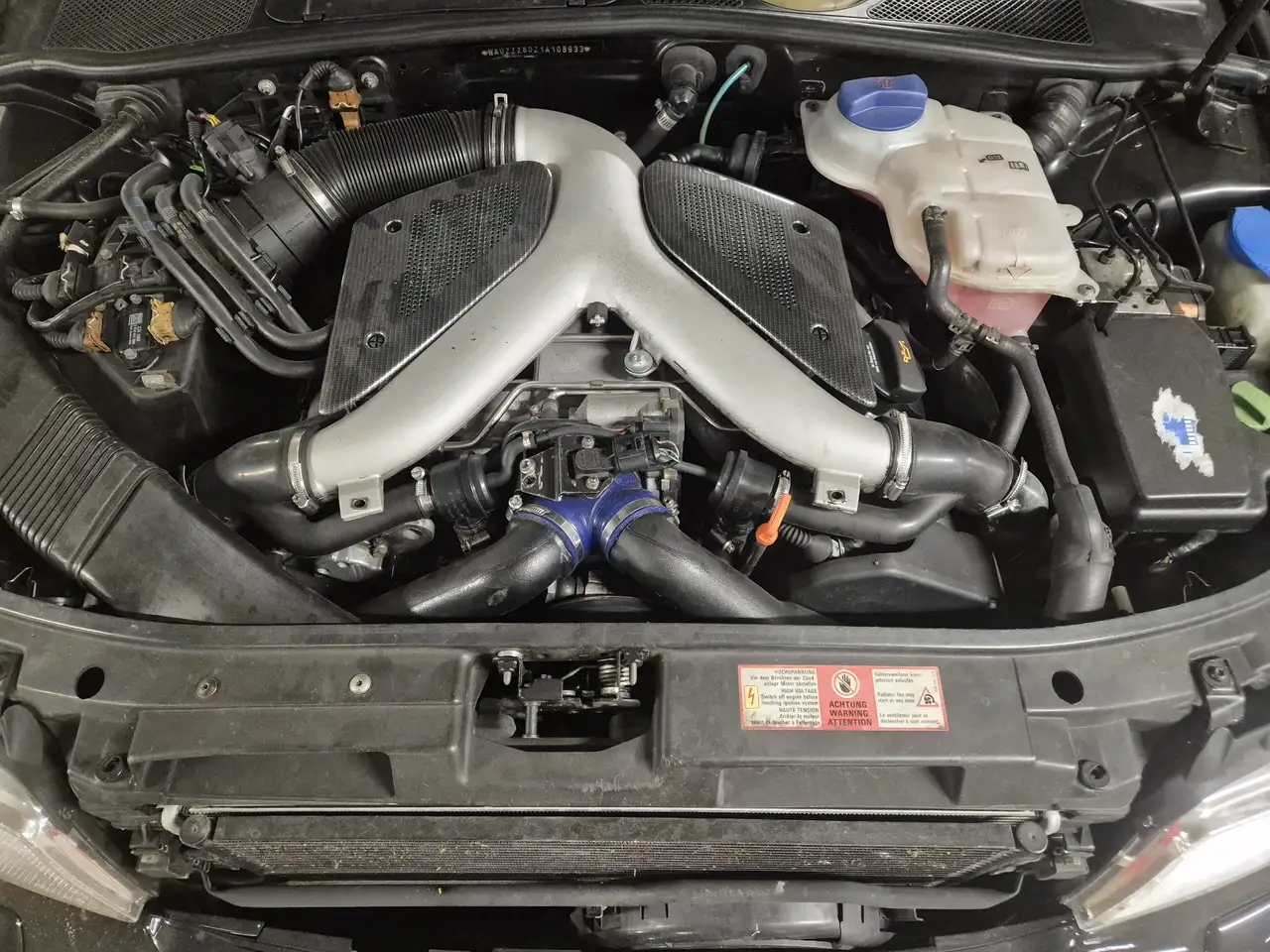 Audi A4 Avant quattro 2,7 S4, foto 3