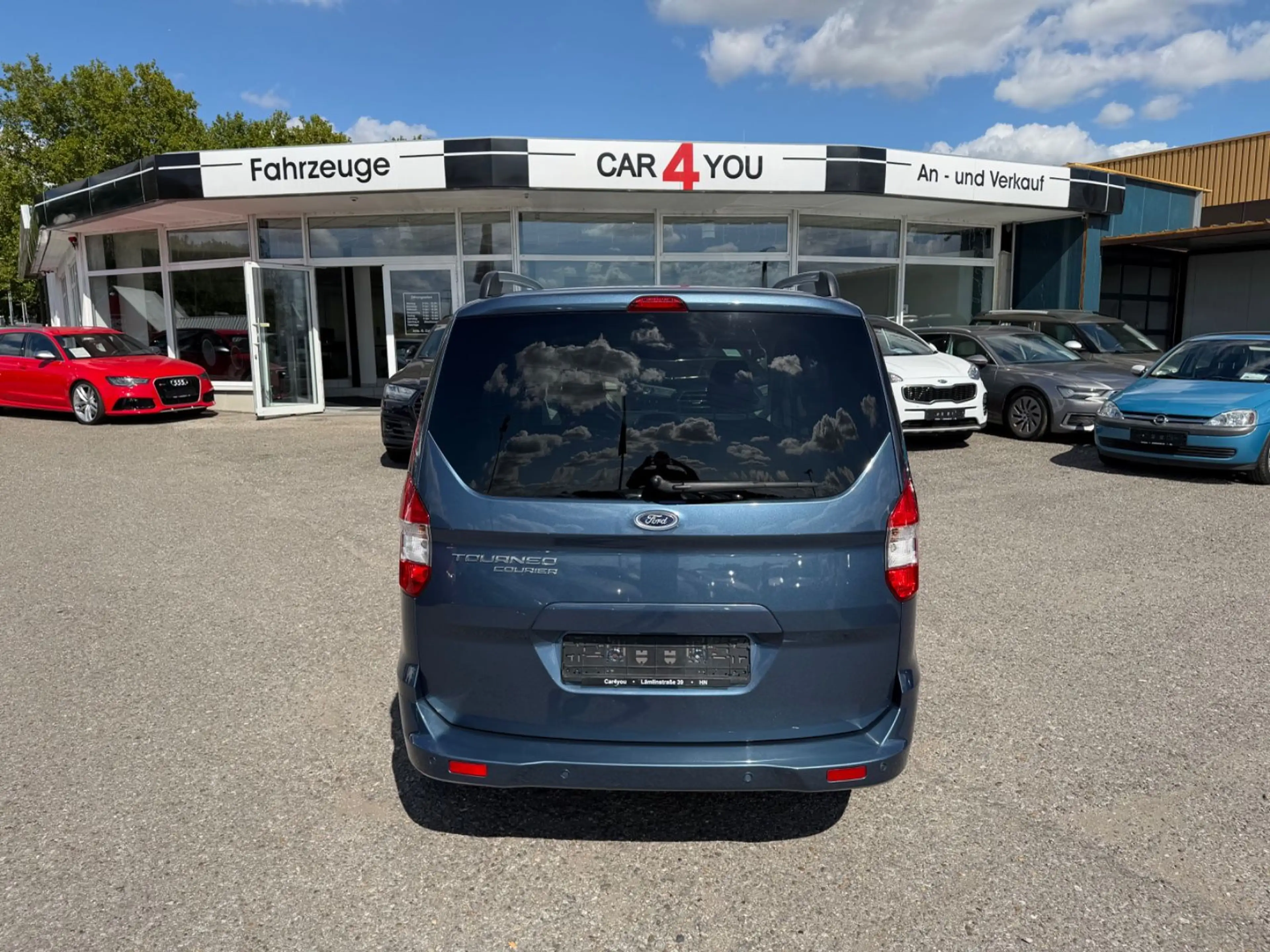 Ford Tourneo Courier Titanium 1.0 EcoBoost 1.Hand Eu6 — photo 15