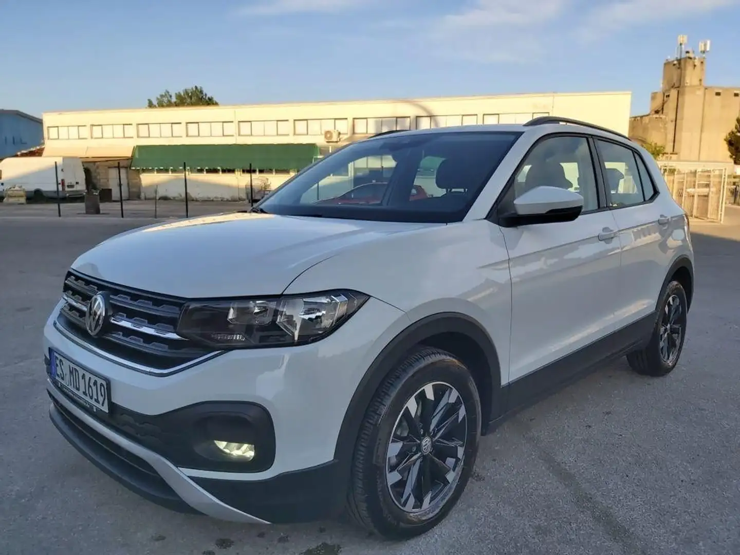 Volkswagen T-Cross Life Weiß - 1