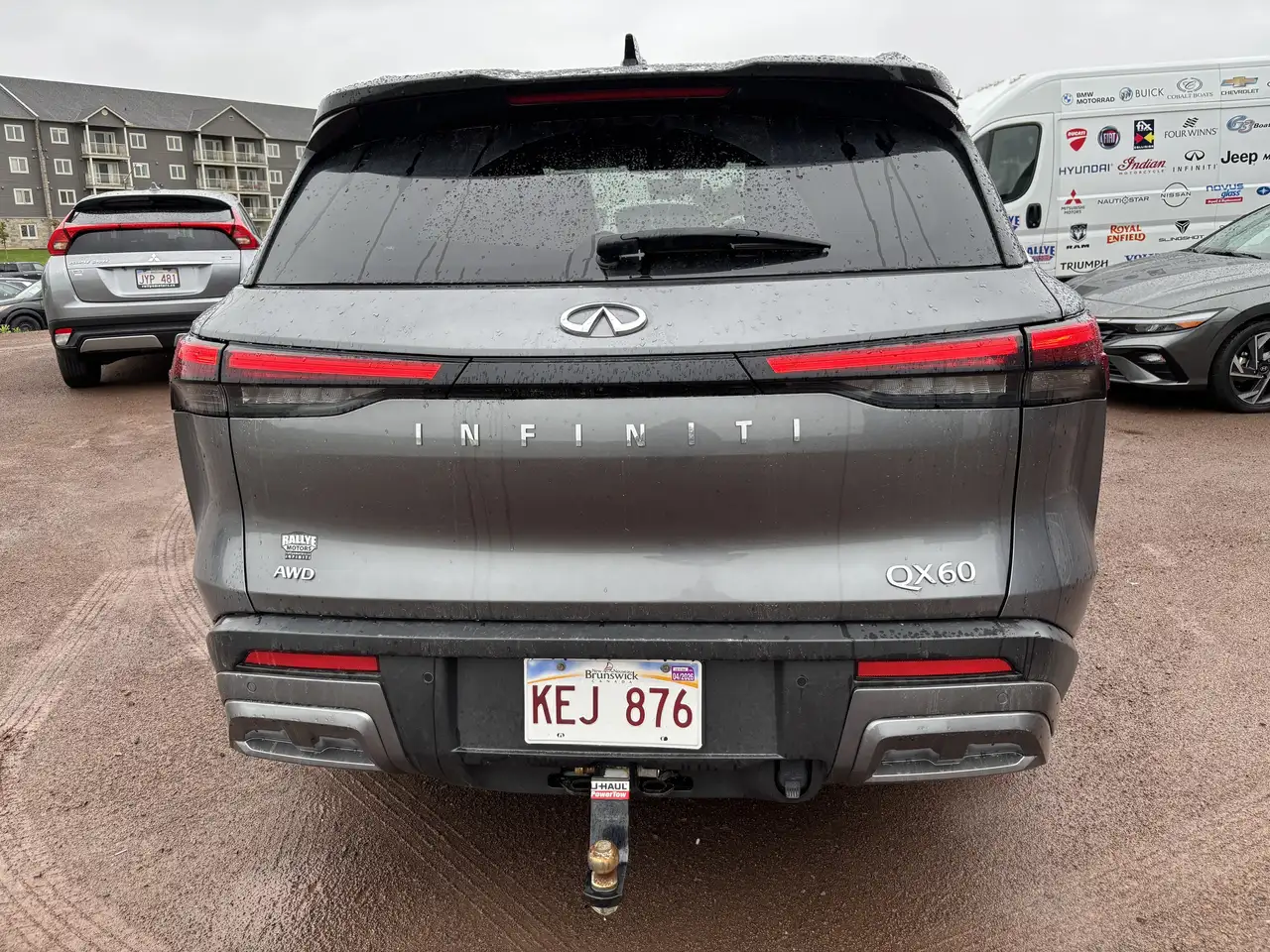 Infiniti QX60 снимка Infiniti QX60