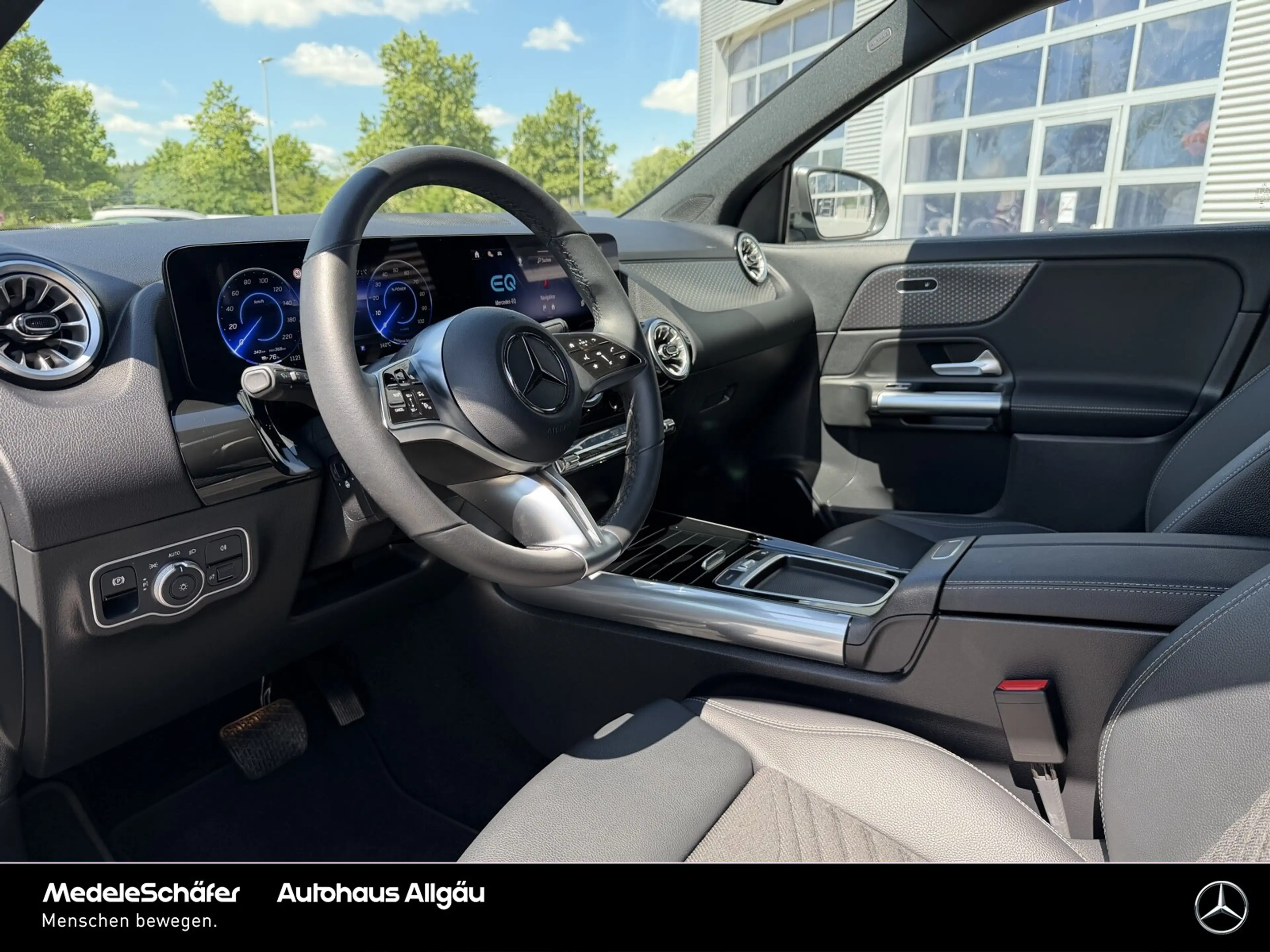 Mercedes-Benz EQA 300 EQA 300 4M Progressive Vorr.-Distronic Kamera LED — photo 14