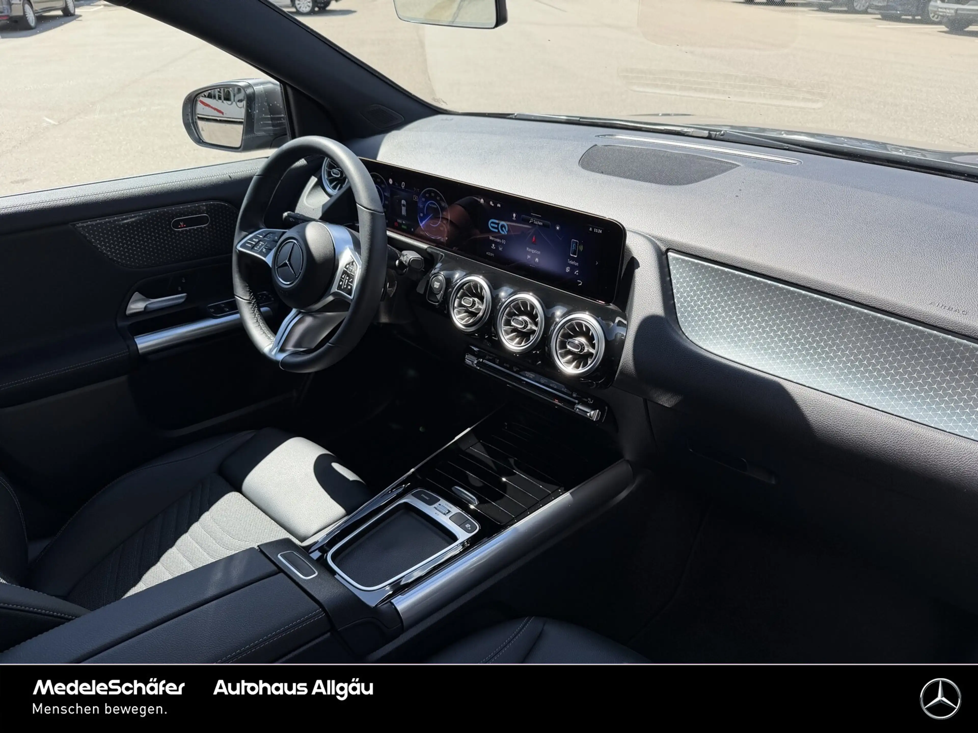 Mercedes-Benz EQA 300 EQA 300 4M Progressive Vorr.-Distronic Kamera LED — photo 13