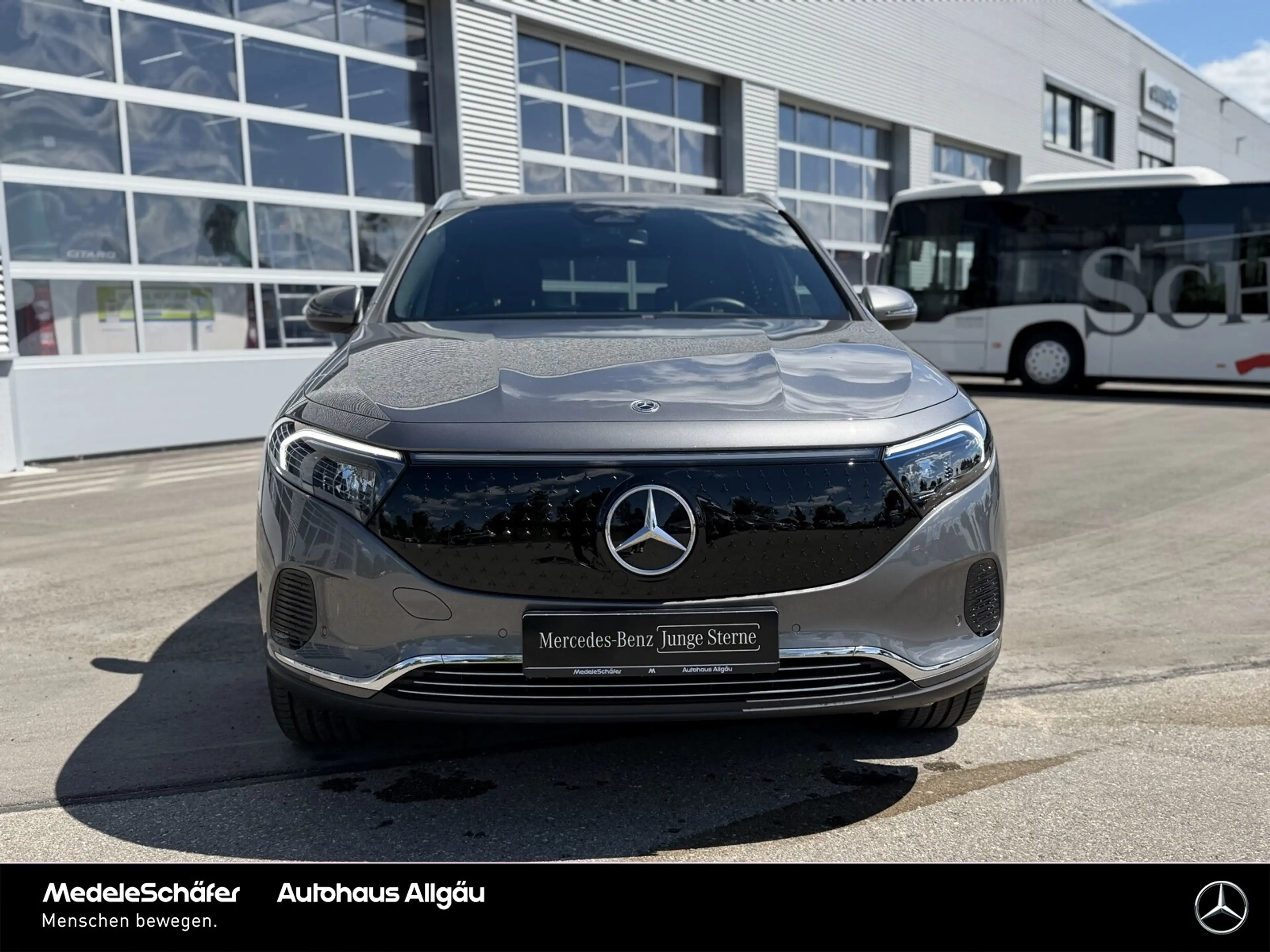 Mercedes-Benz EQA 300 EQA 300 4M Progressive Vorr.-Distronic Kamera LED — photo 7