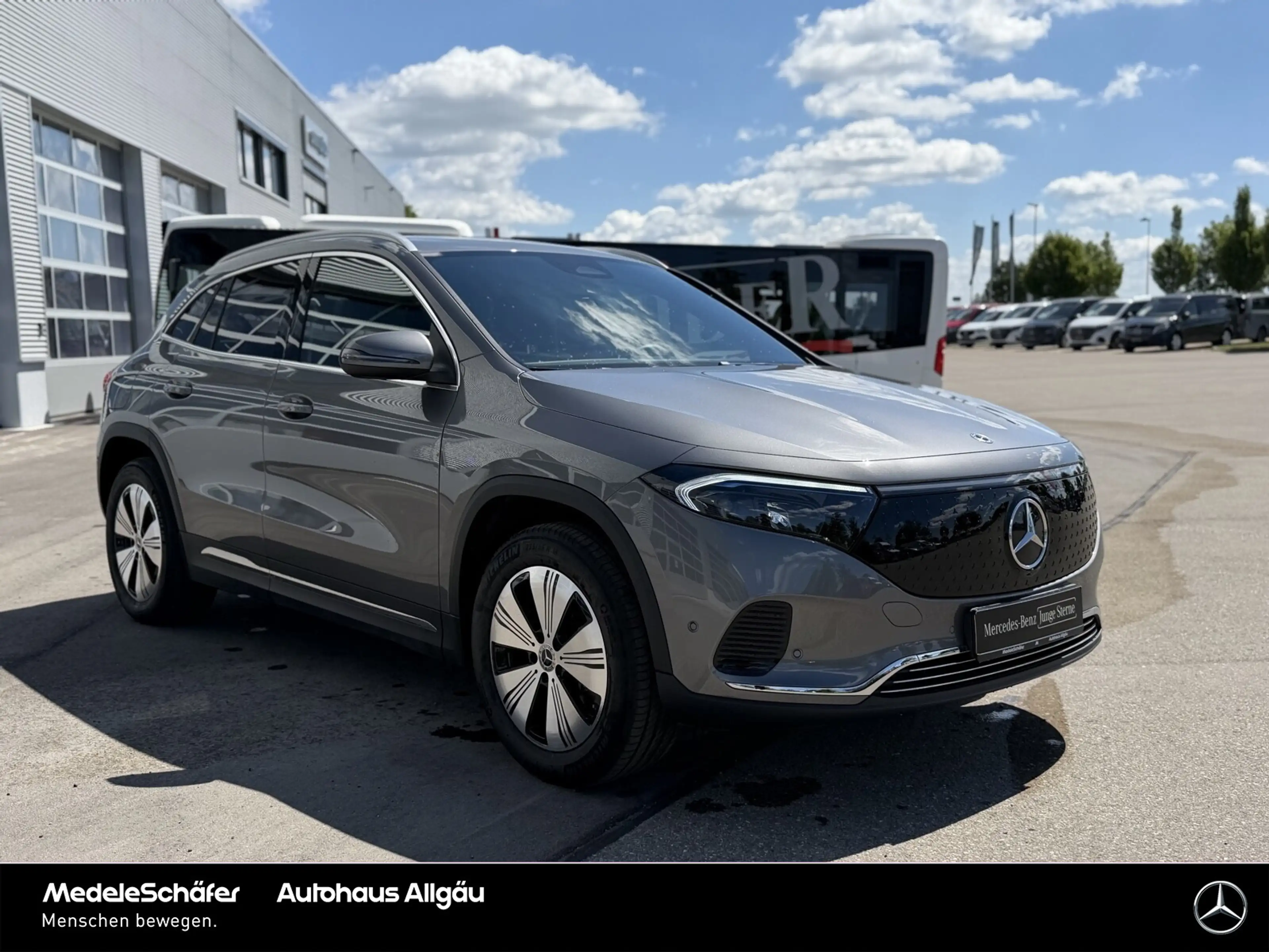Mercedes-Benz EQA 300 EQA 300 4M Progressive Vorr.-Distronic Kamera LED — photo 6