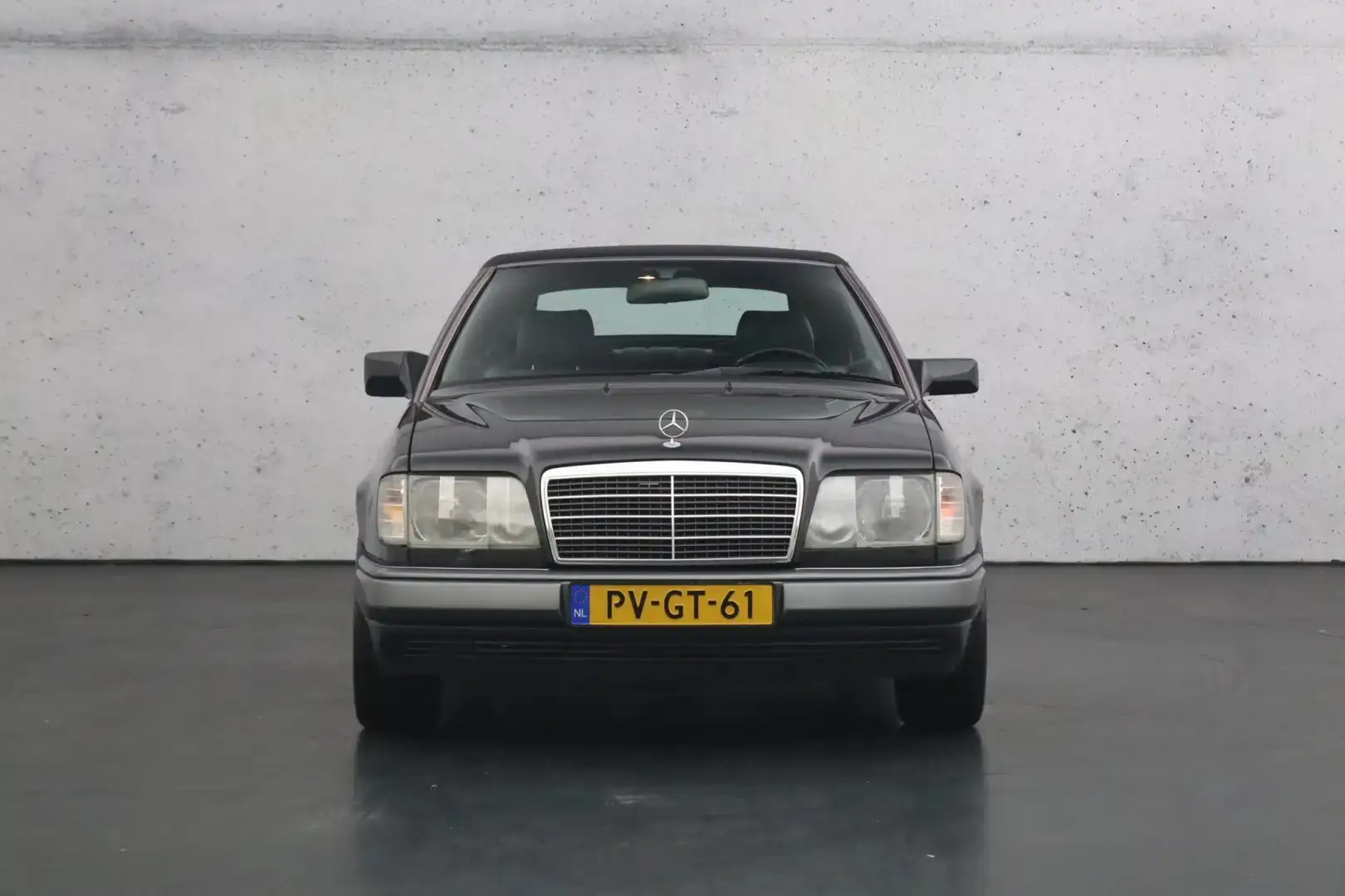 Mercedes-Benz E 220 E 220 - 2