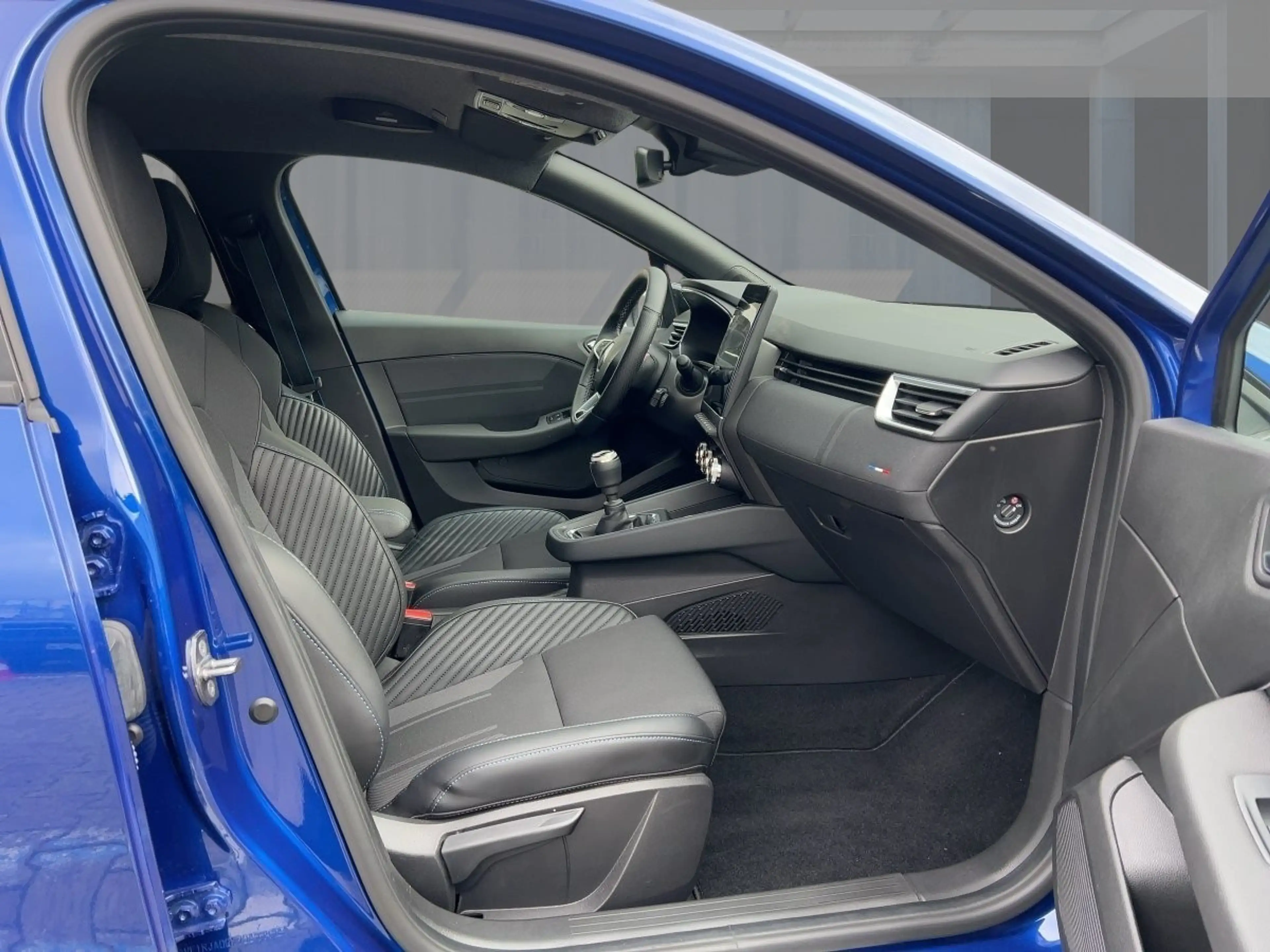Renault Clio 1.0 TCE 90 ESPRIT ALPINE — photo 8