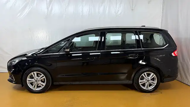 Ford Galaxy view 6