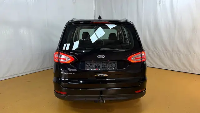 Ford Galaxy view 7