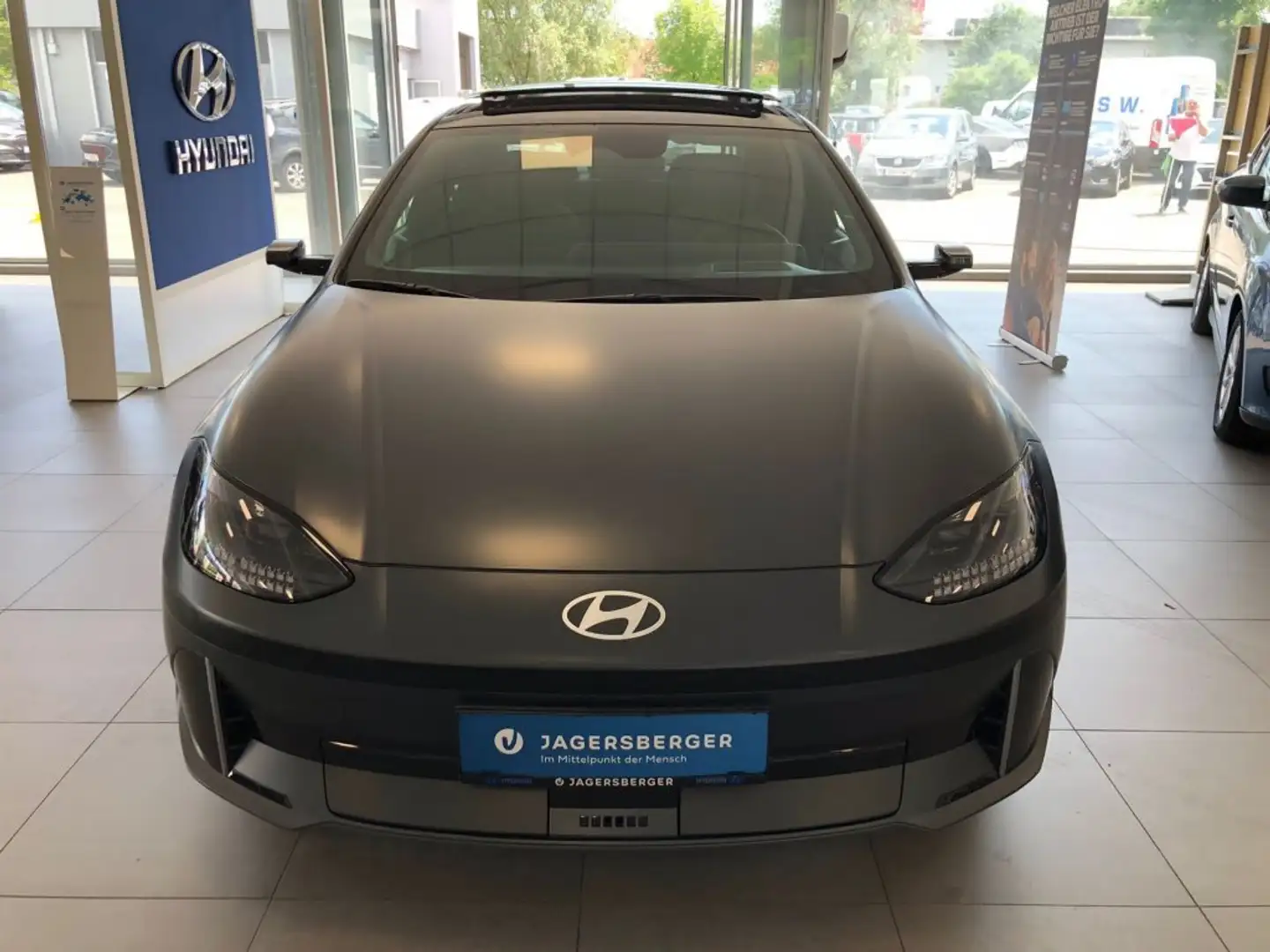 Hyundai IONIQ 6 Elektro 77,4kWh Top Line Long Range Aut. Grigio - 2