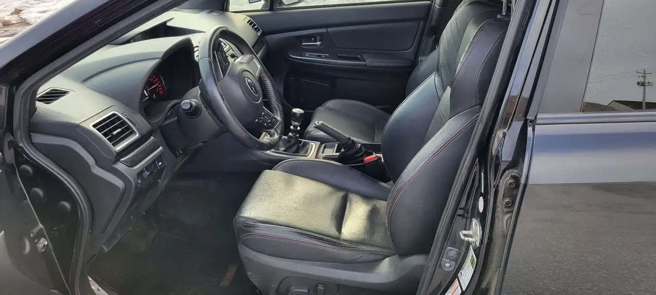 Subaru WRX снимка Subaru WRX