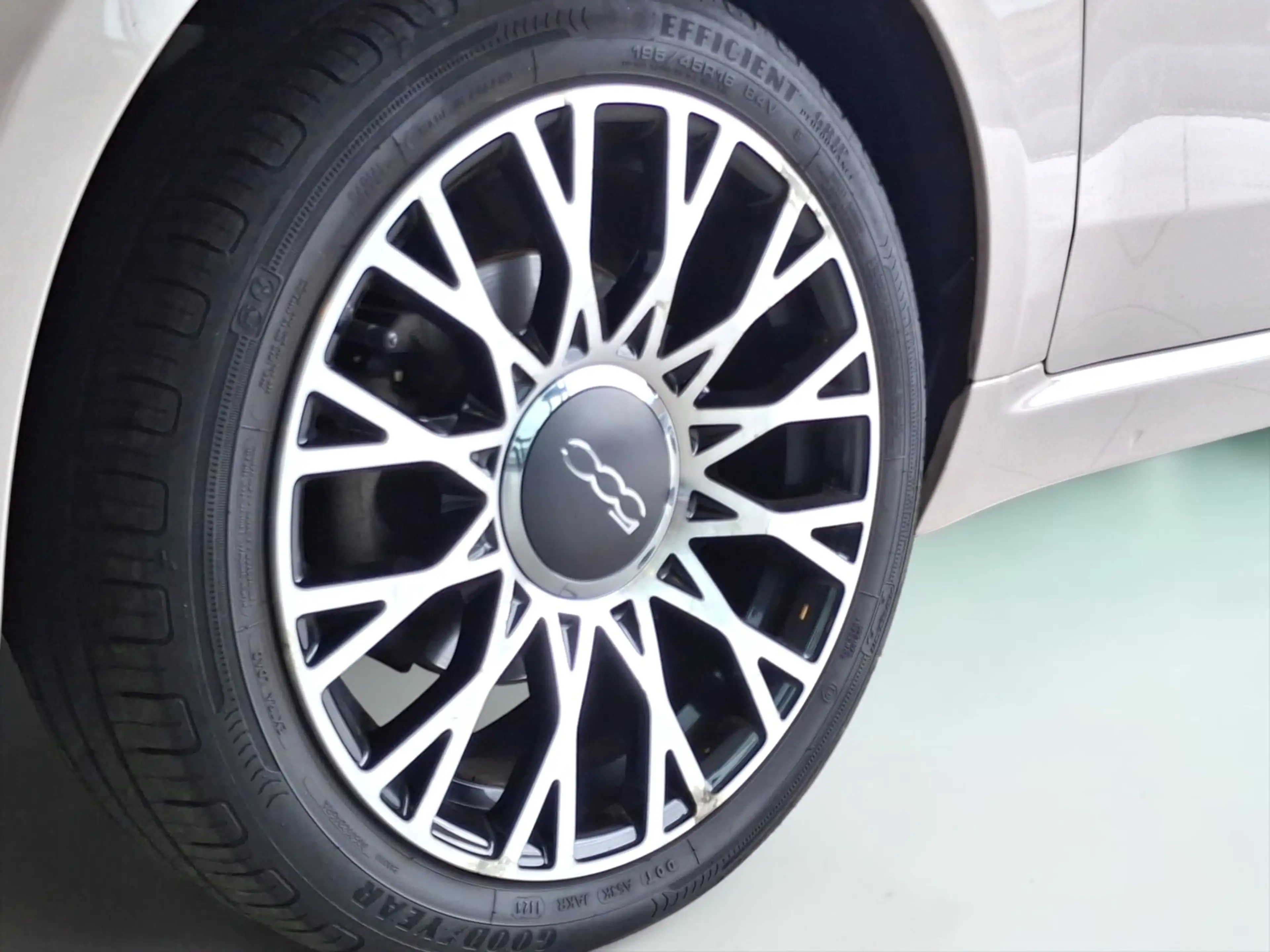 Fiat 500C 1.0 Hybrid Star NAVI PDC LMV — photo 10