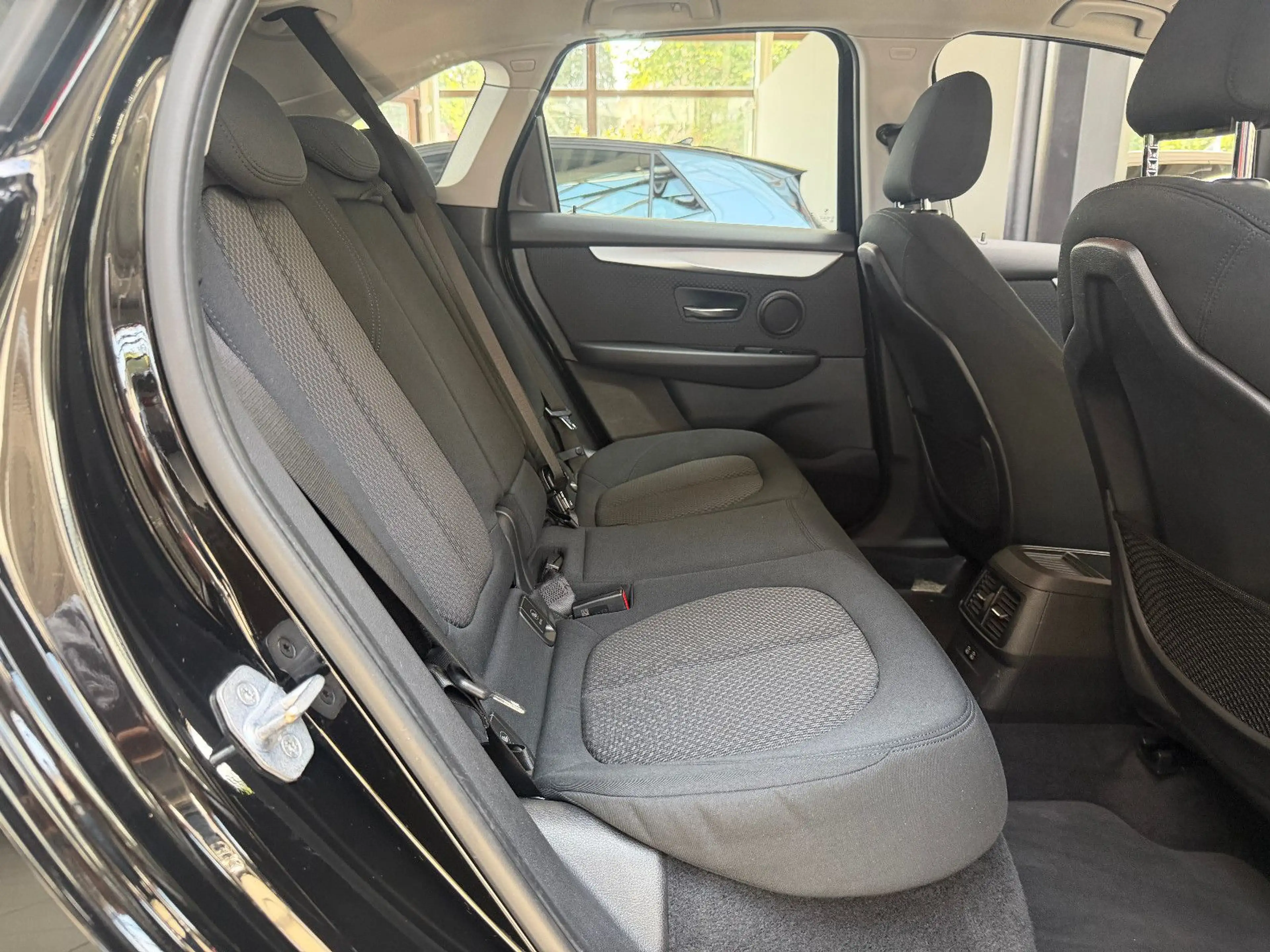 BMW 225 Active Tourer 225 xe*Automatik*SHZ* Plug in — photo 12