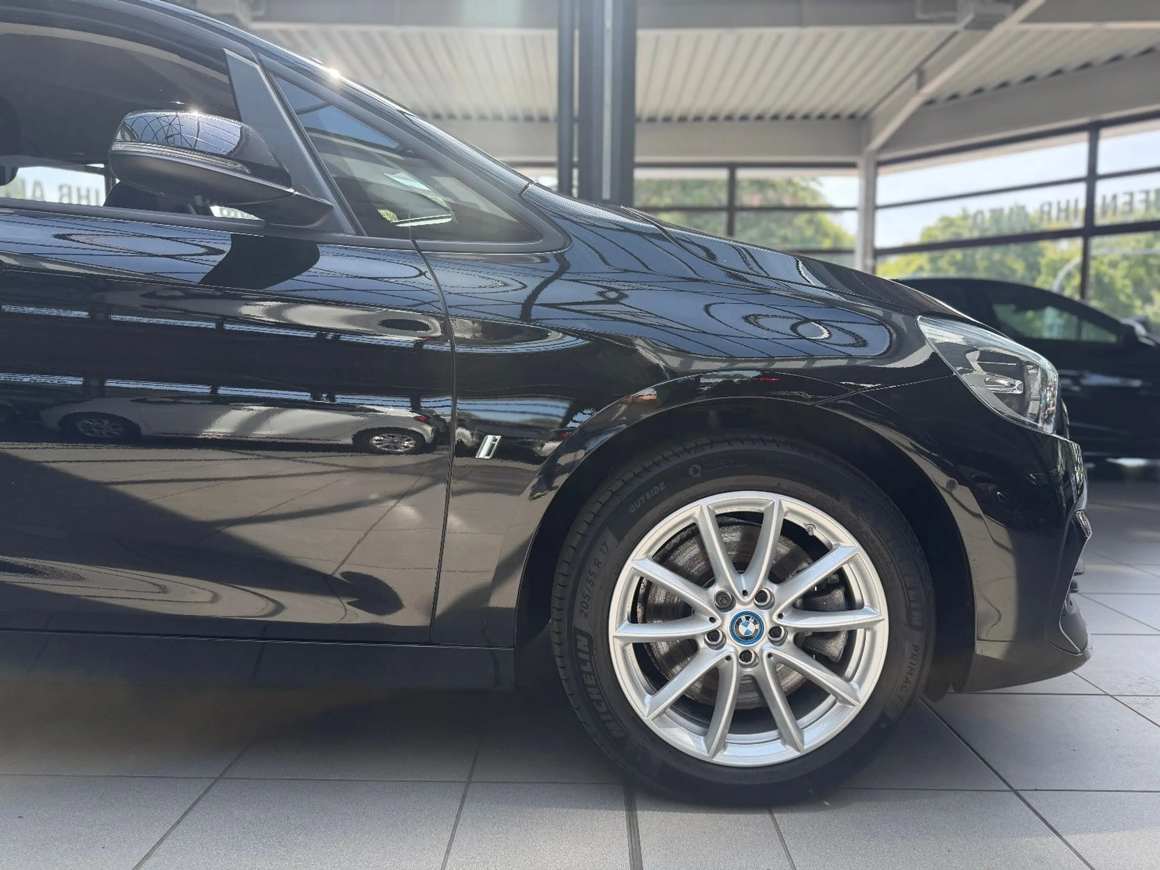 BMW 225 Active Tourer 225 xe*Automatik*SHZ* Plug in — photo 5