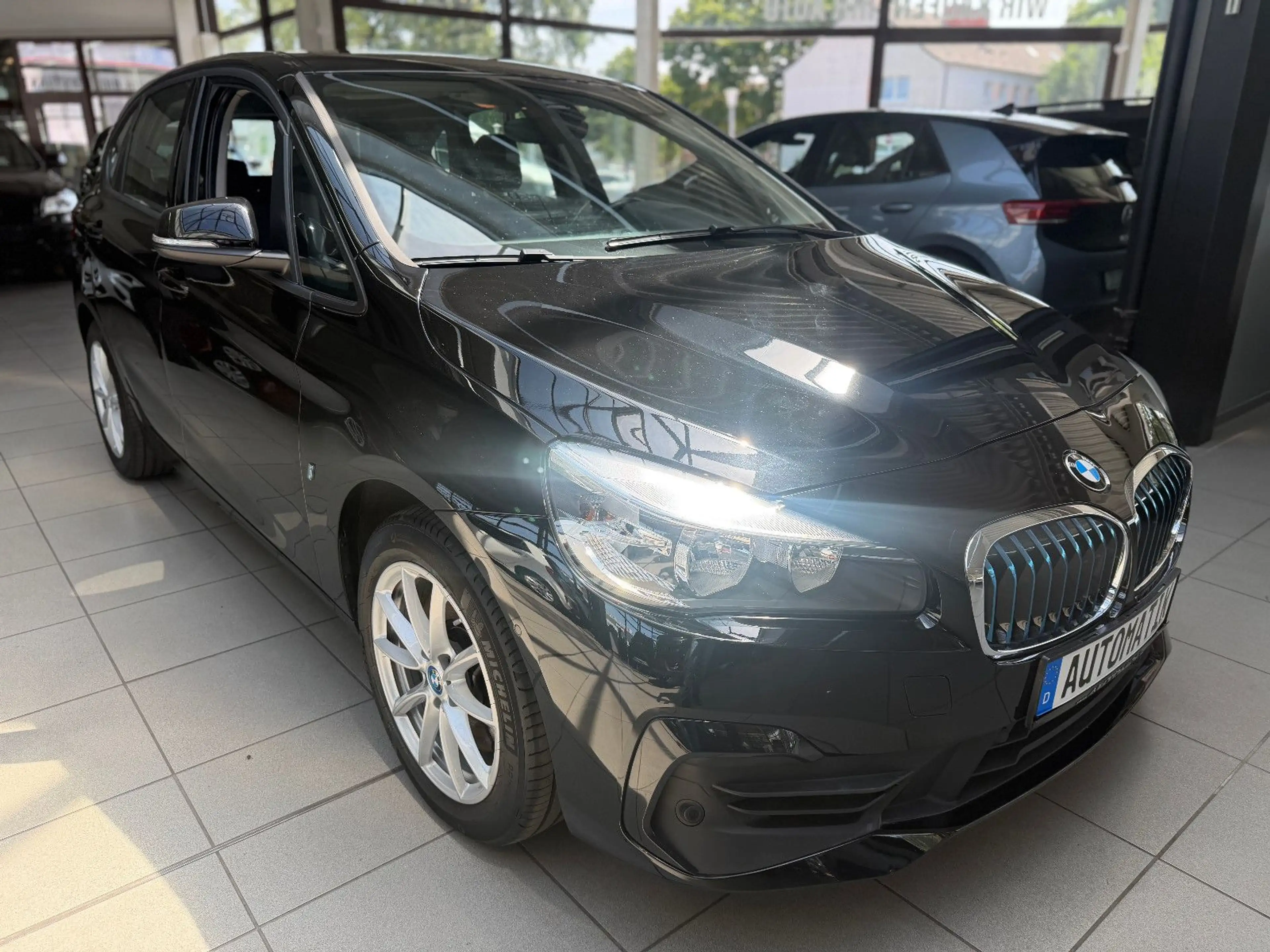 BMW 225 Active Tourer 225 xe*Automatik*SHZ* Plug in — photo 3