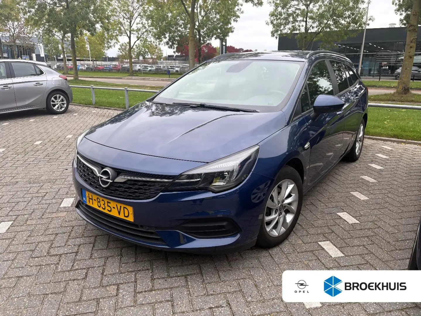 Opel Astra Sports Tourer 1.2 Edition | Trekhaak (vast) Bleu - 1