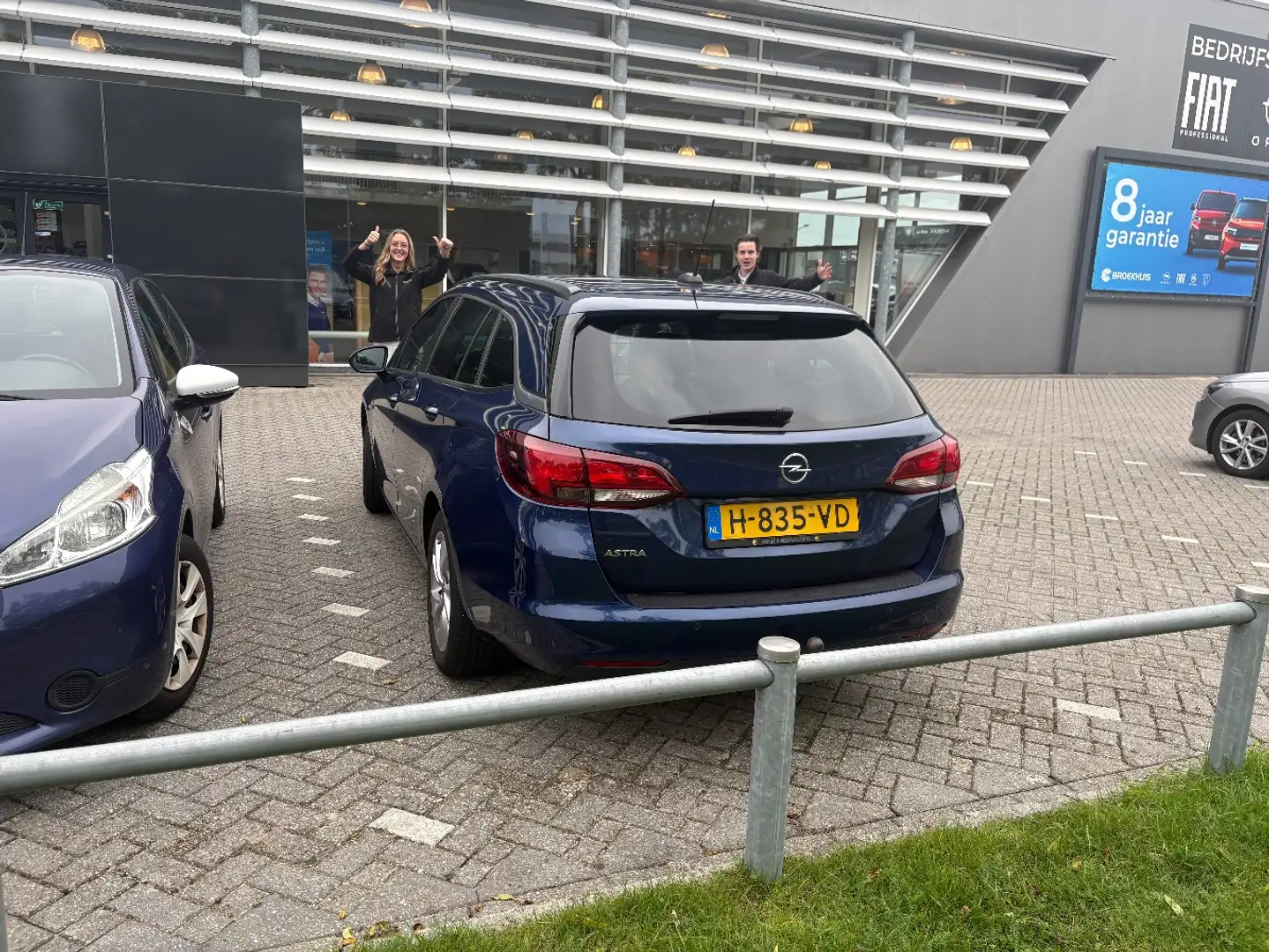 Opel Astra Sports Tourer 1.2 Edition | Trekhaak (vast) Bleu - 2