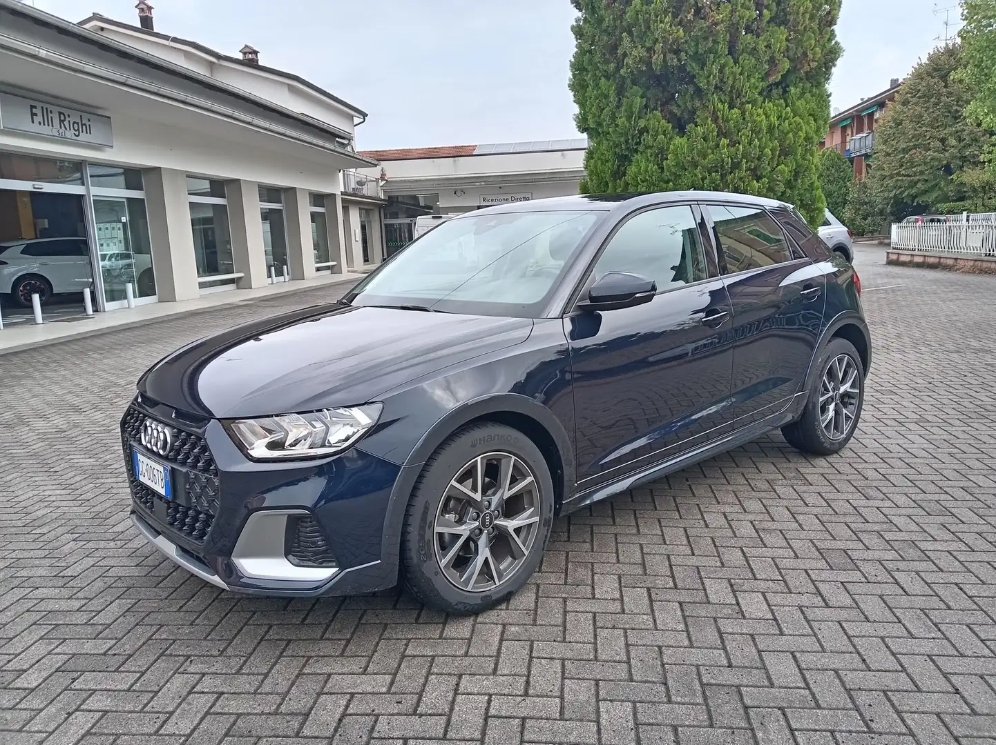Audi A1 A1 citycarver 30 TFSI Admired Blu/Azzurro - 1