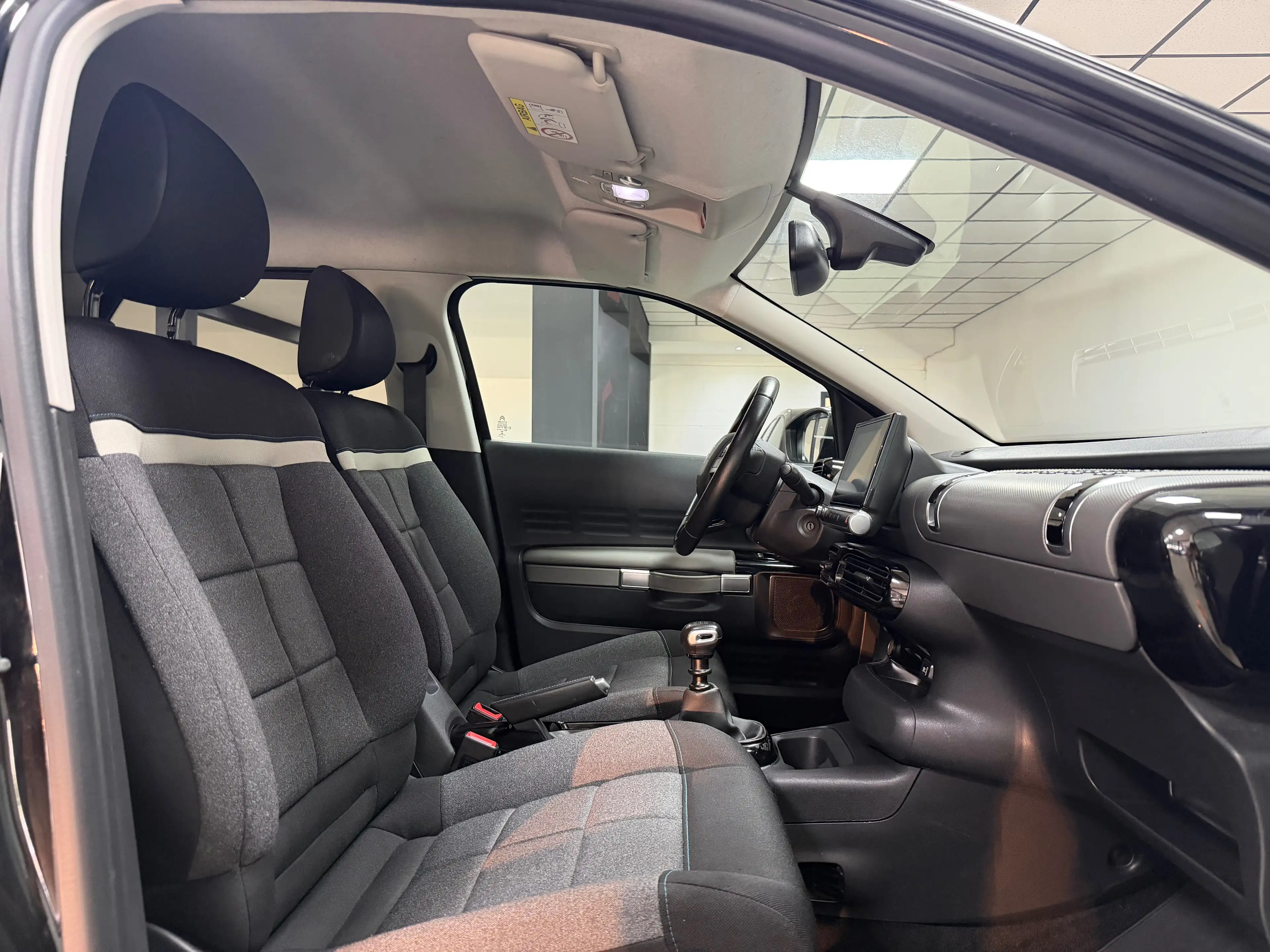 Citroen C4 Cactus 1.2 PureTech*GPS*CAMERA*AIRCO /GARANTIE 12MOIS — photo 8