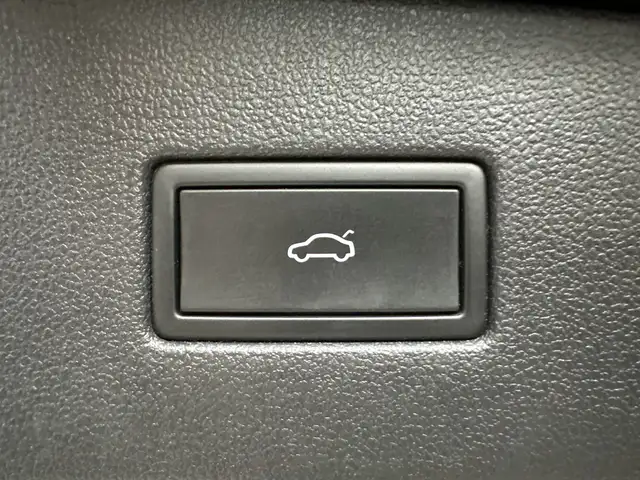 Volkswagen Tiguan Allspace view 7