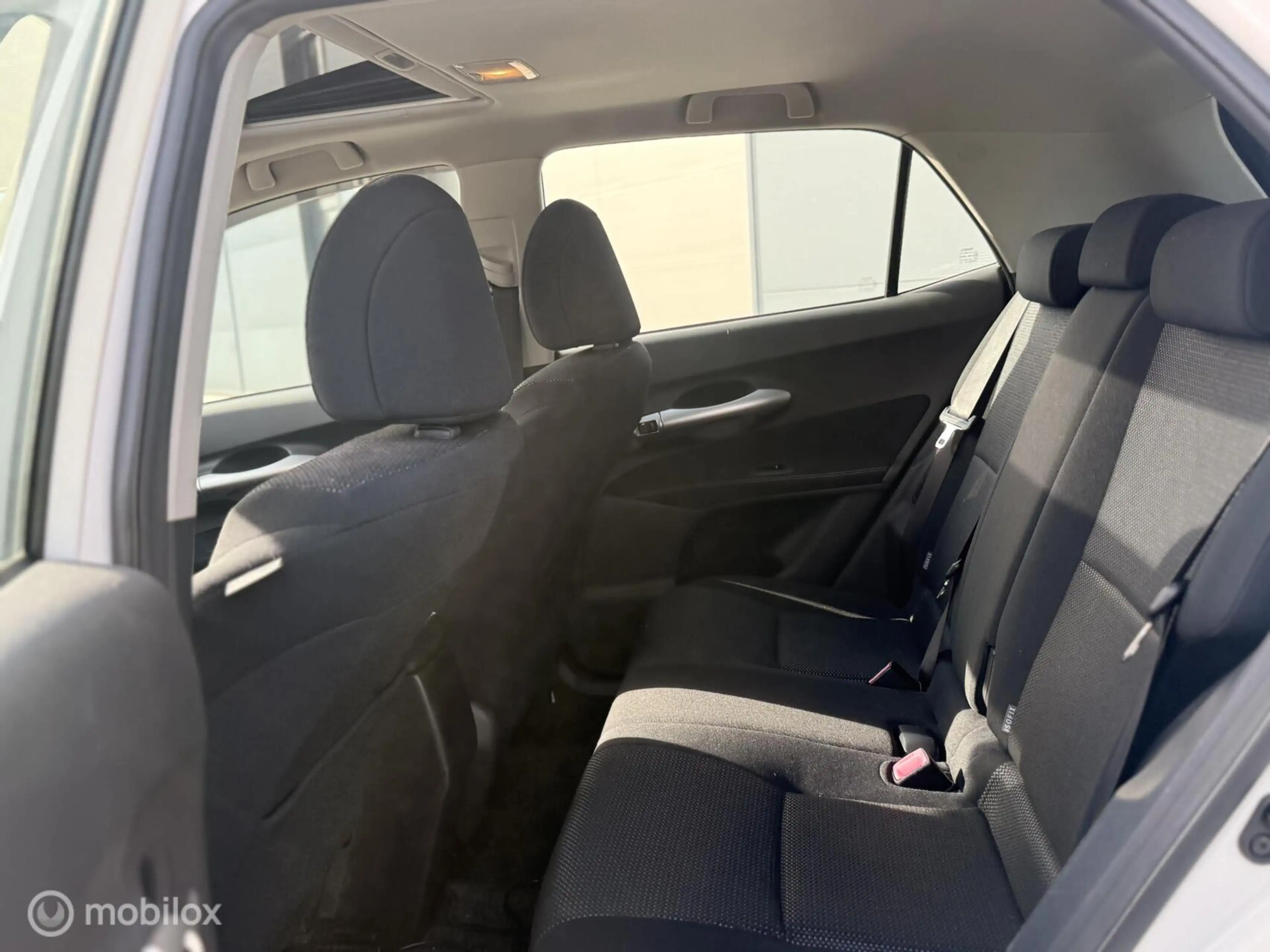 Toyota Auris 1.8 Full Hybrid Executive Business | Hybrid | 01/2 — photo 24
