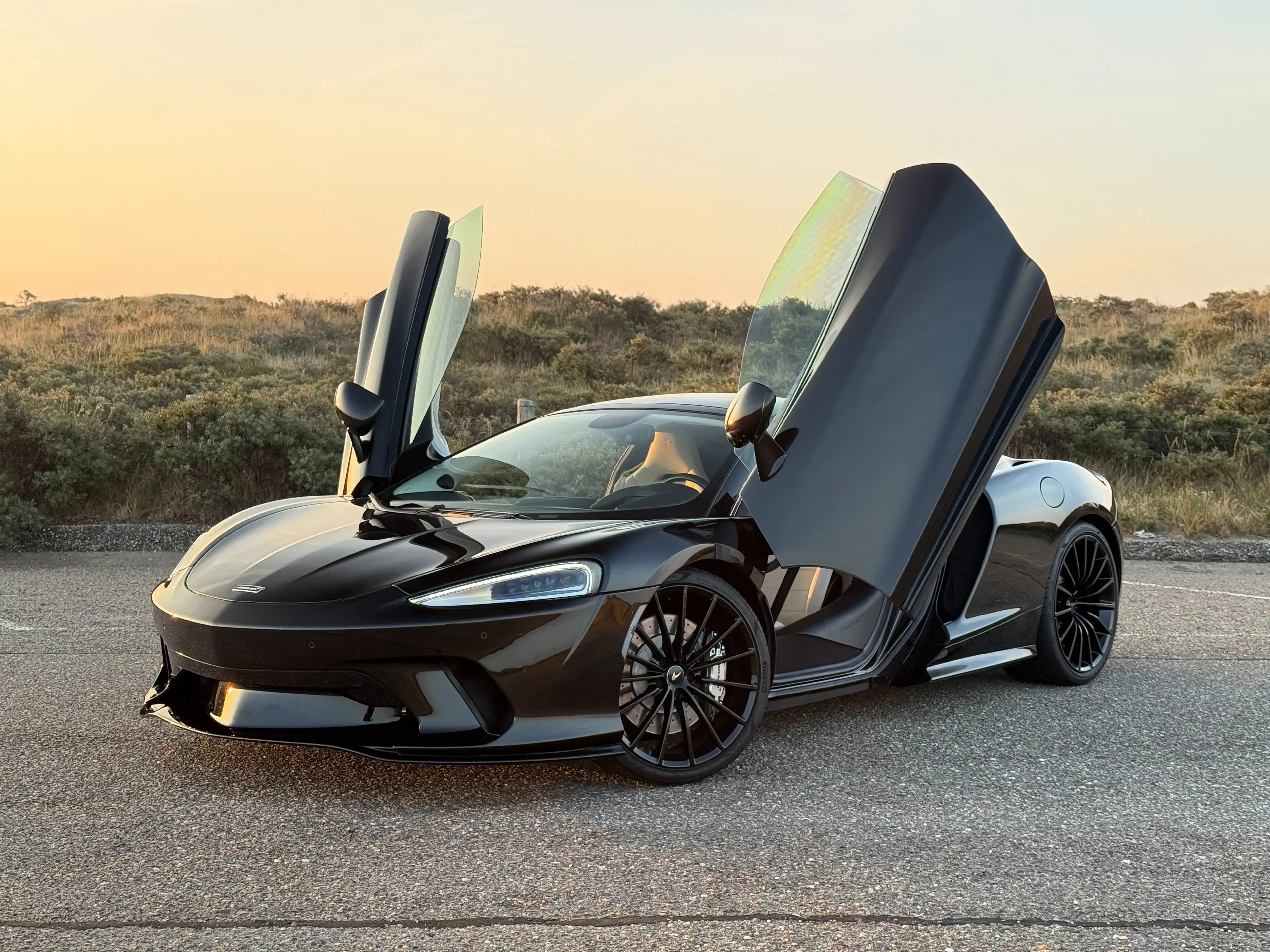 McLaren GT | 4.0 V8 620 pk | MSO | Sport Exhaust | B&W Audio — photo 4