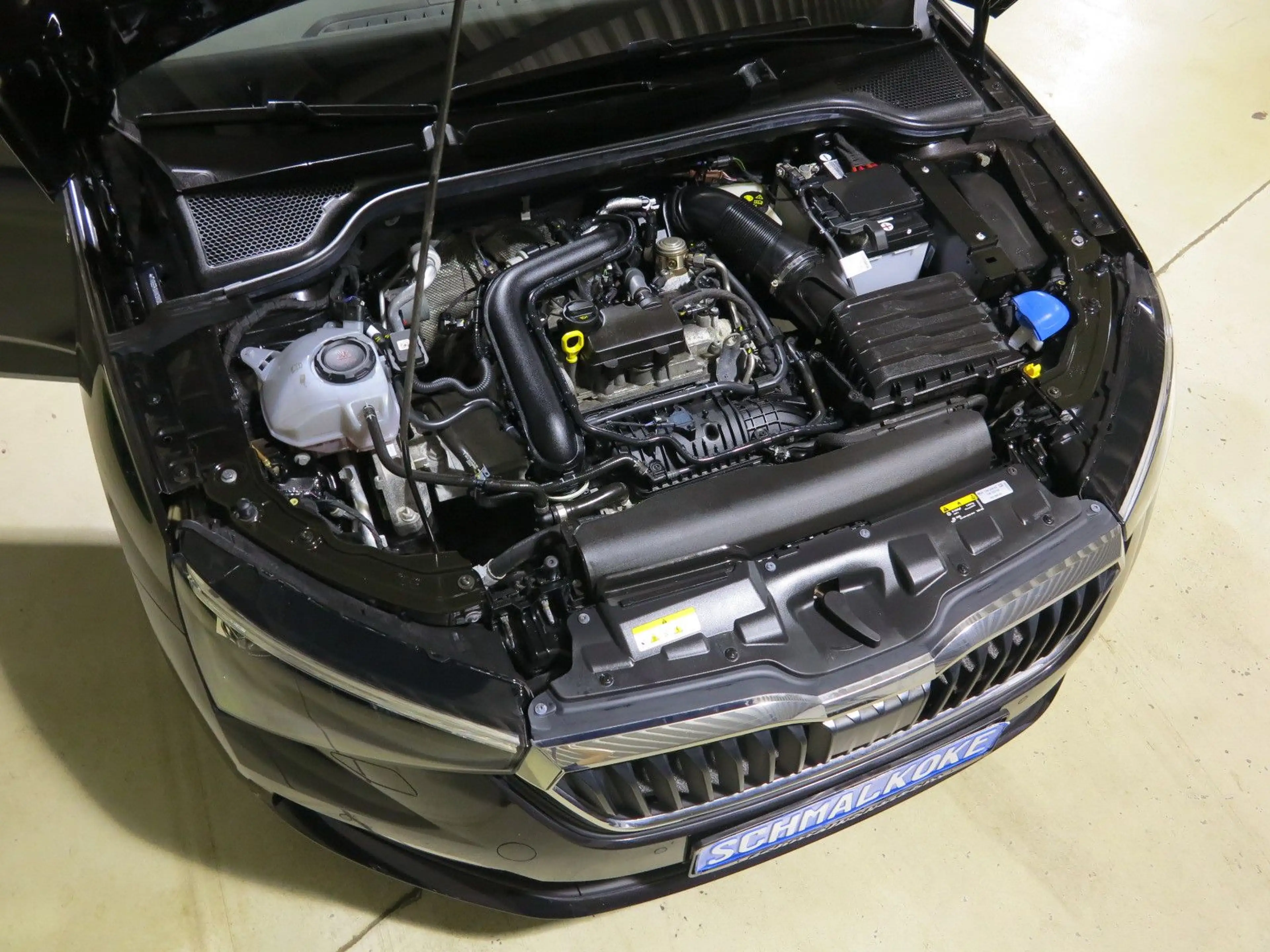 Skoda Scala 1.0 TSI Tour Navi RFK GRA DAB LM17 — photo 8