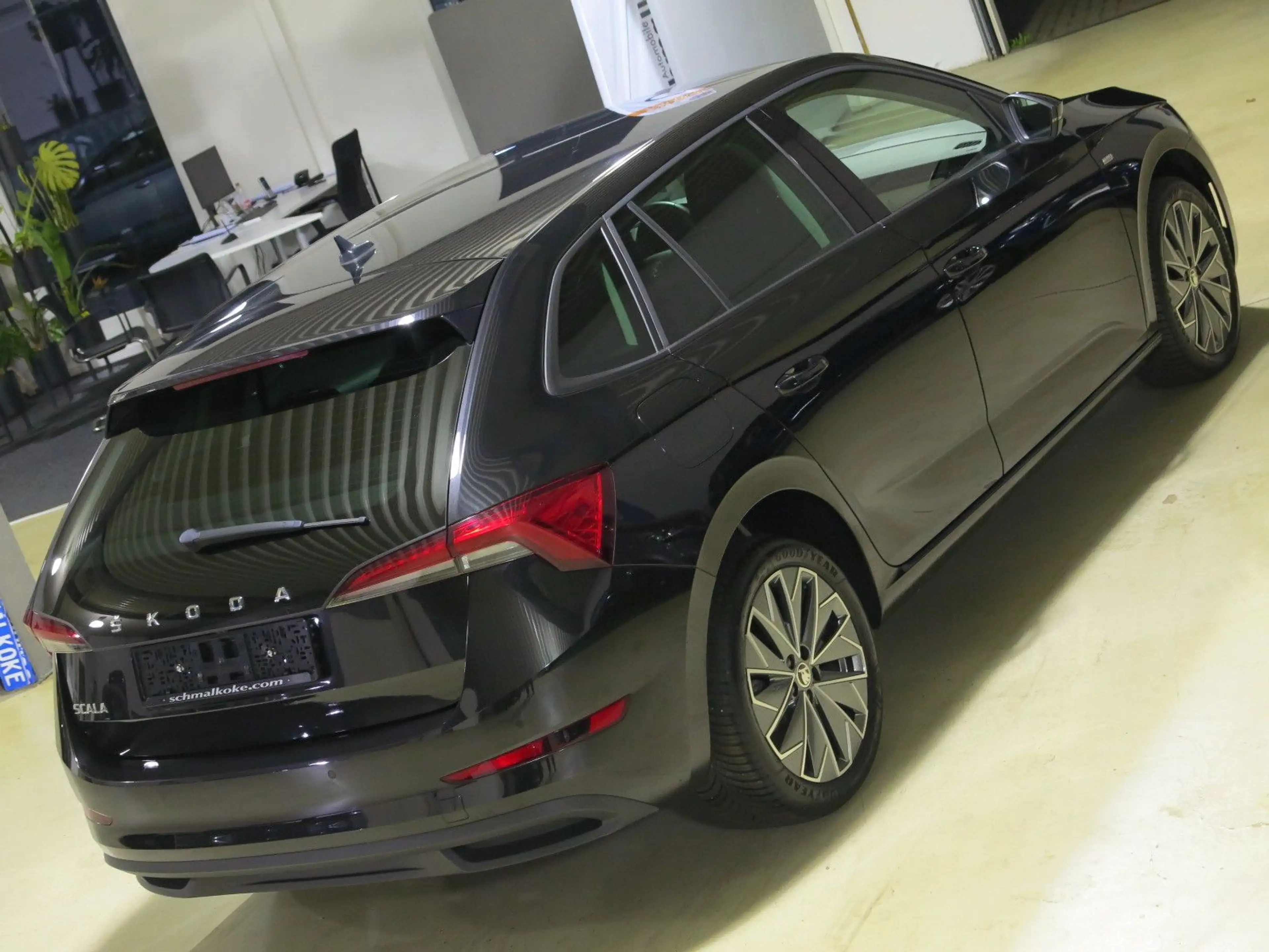 Skoda Scala 1.0 TSI Tour Navi RFK GRA DAB LM17 — photo 3