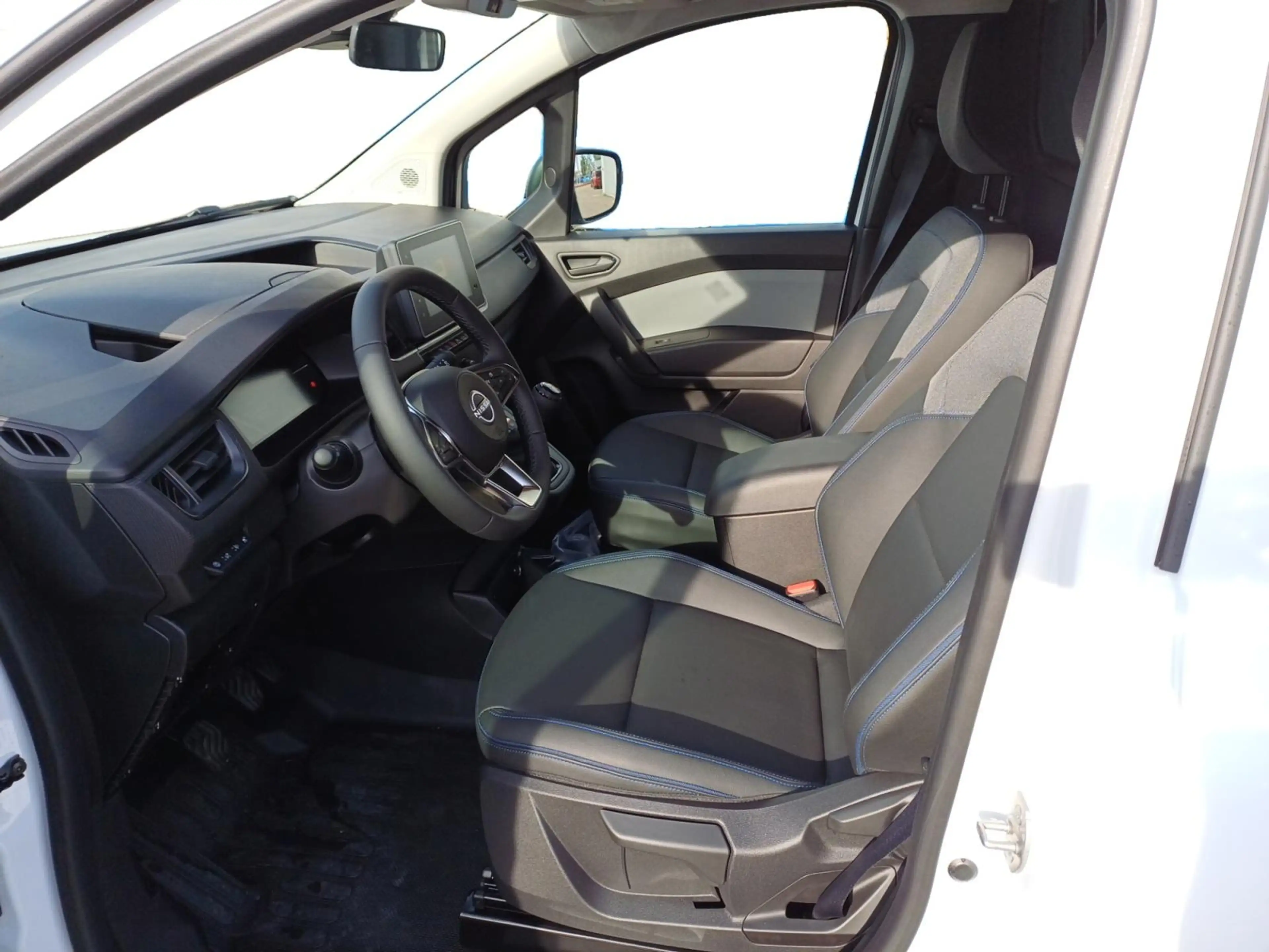 Nissan Townstar Kasten L2 2,3t DIG-T 130 6MT N-Connecta 1ST LRB HV — photo 9